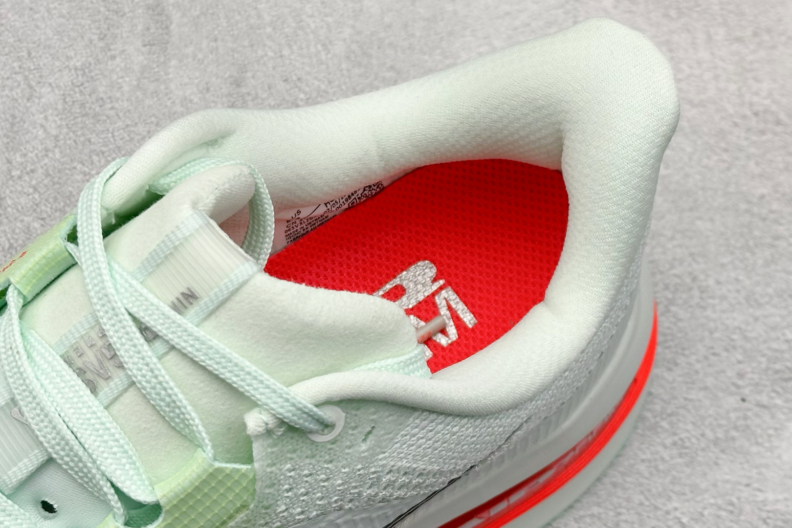 CK版NK Pegasus Premium系列 全掌气垫纤维气柱网面跑步鞋 HQ2592-301