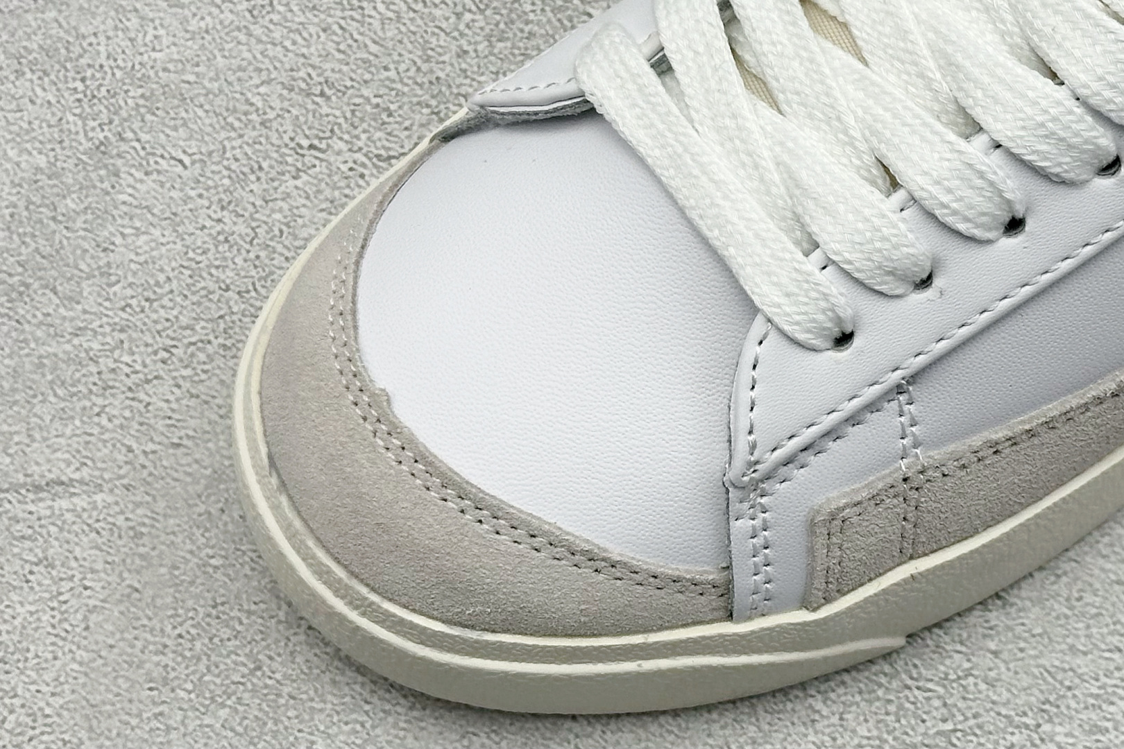 150 PG版Nike Blazer low 77 低帮休闲板鞋 DA6364-115