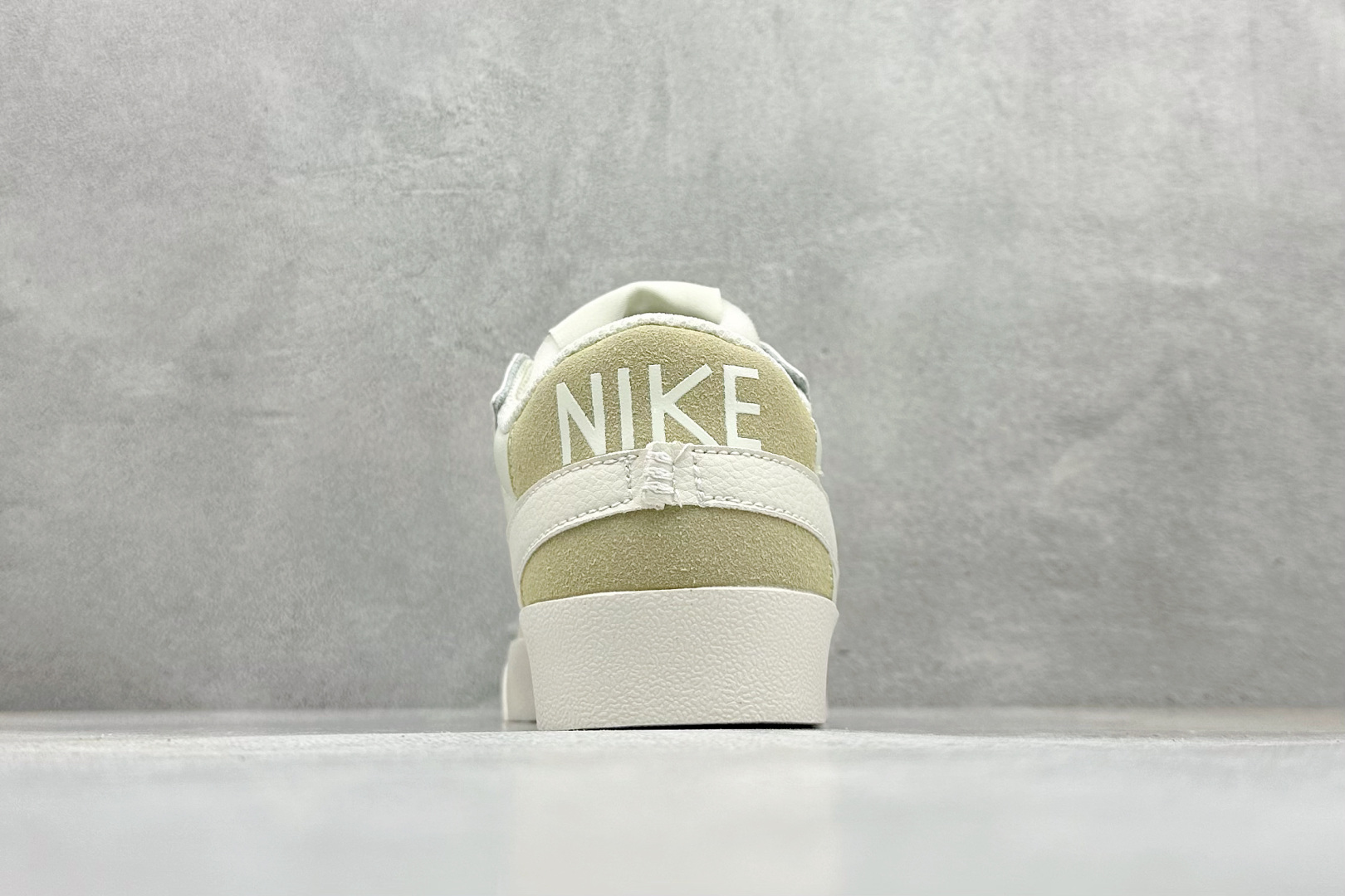 PG版Nike Blazer low 77 JUMBO 开括者大勾低帮休闲板鞋 DQ1470-004