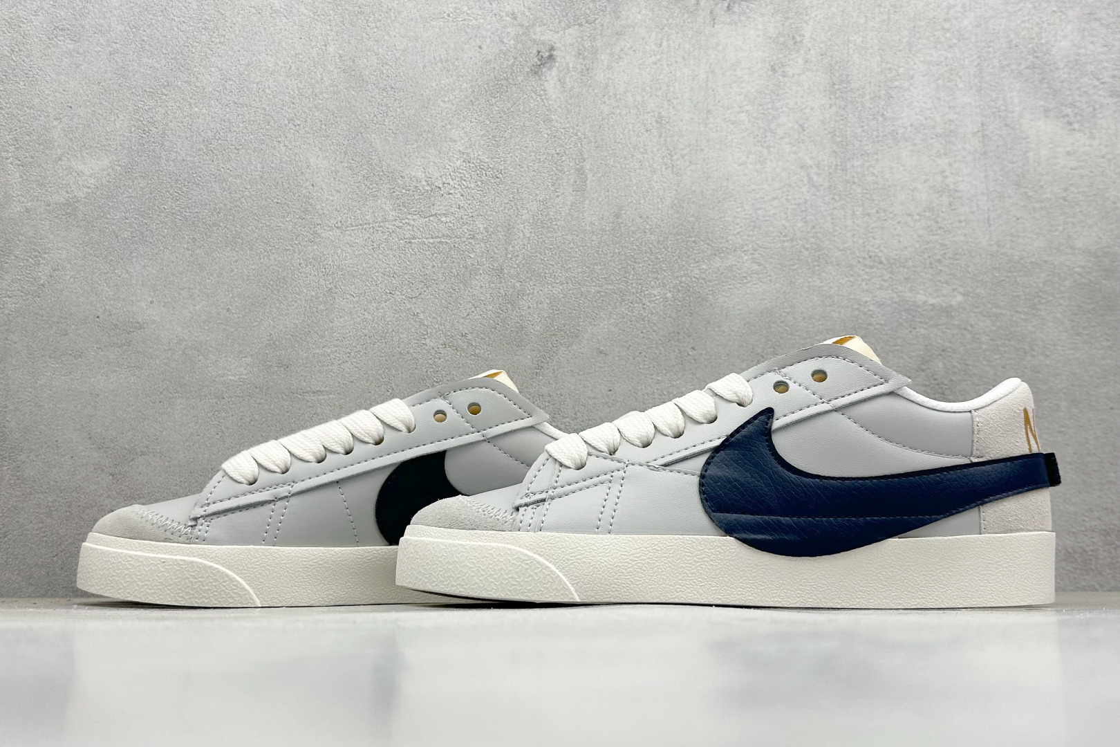 PG版Nike Blazer low 77 JUMBO 开括者大勾低帮休闲板鞋 FZ6773-100