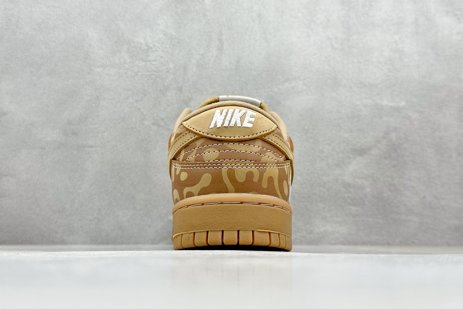 XC版Nike SB Dunk Low x BAPE 棕白小勾 LW1818-121