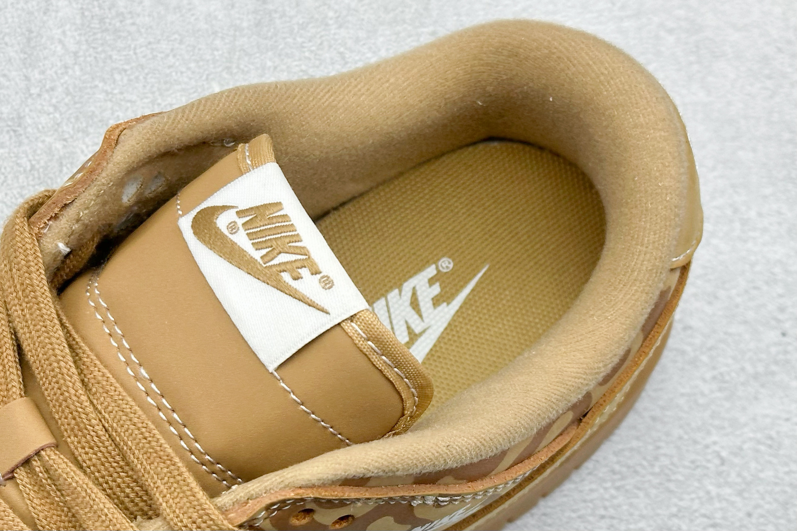 XC版Nike SB Dunk Low x BAPE 棕白小勾 LW1818-121