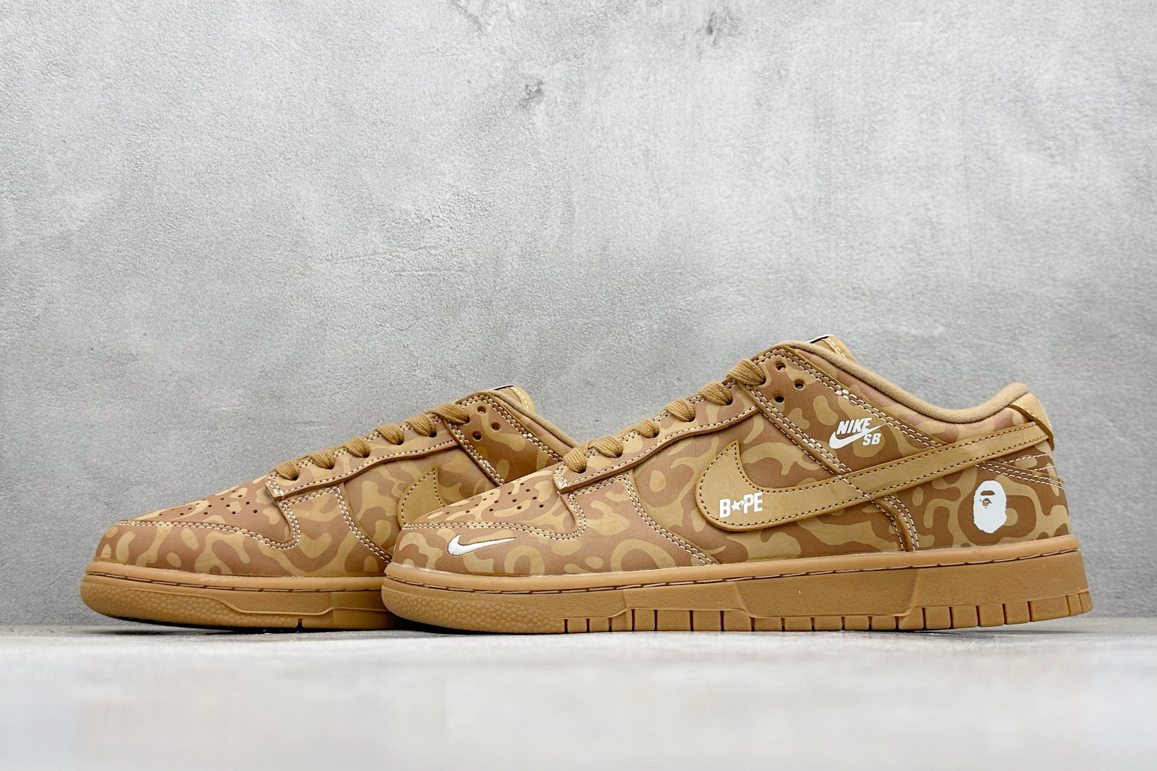XC版Nike SB Dunk Low x BAPE 棕白小勾 LW1818-121