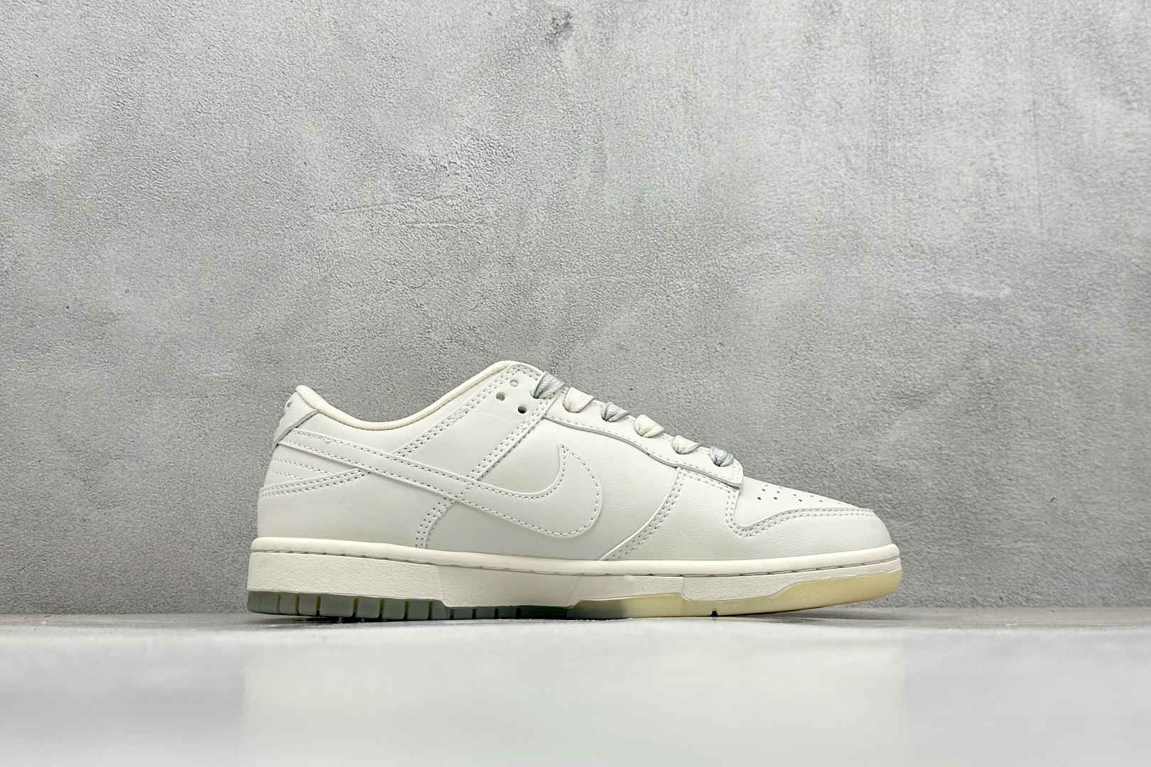 280 Nike SB Dunk Low LV联名 米灰双勾水晶底 周年高端定制 低帮休闲板鞋 XX3168-190