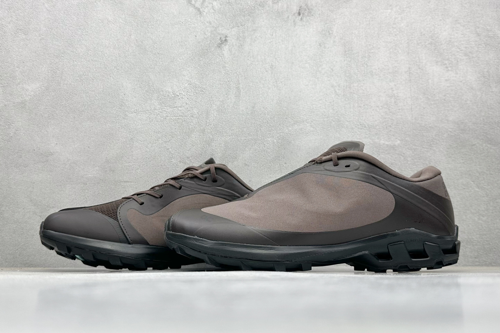 240 PO ARCHIVE FACTION (PAF) x On昂跑 Cloudventure Peak 舒适百搭耐磨 低帮 休闲跑步鞋 3ME3065