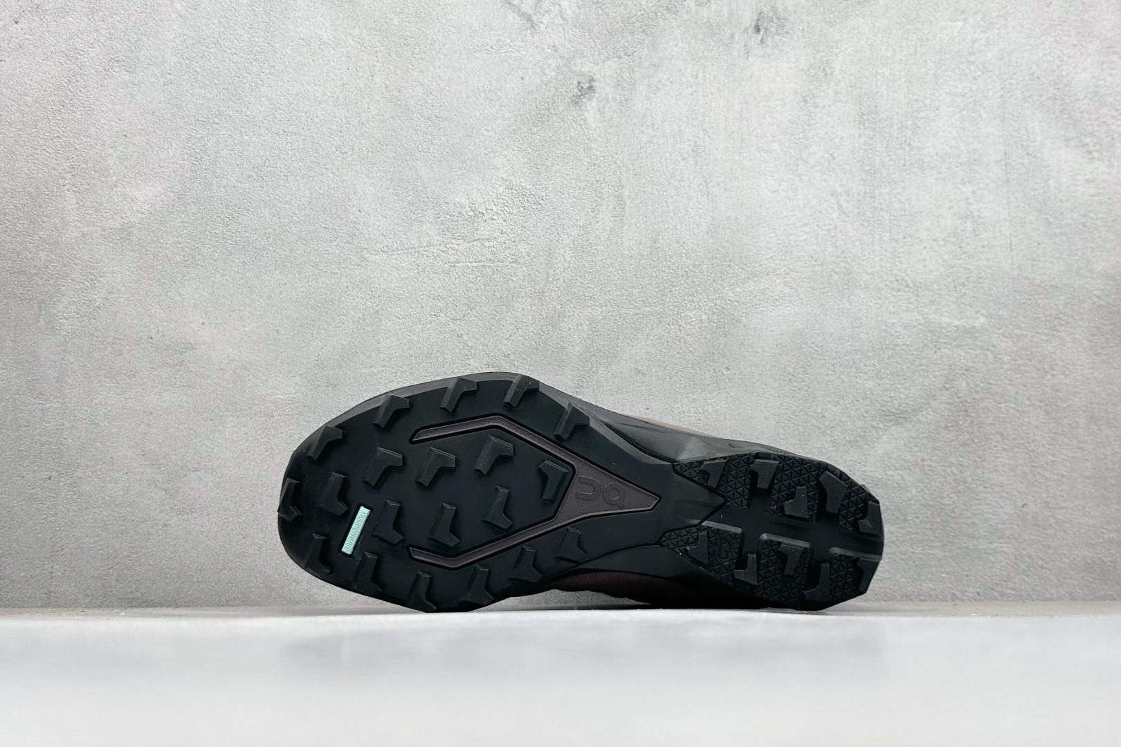 240 PO ARCHIVE FACTION (PAF) x On昂跑 Cloudventure Peak 舒适百搭耐磨 低帮 休闲跑步鞋 3ME3065