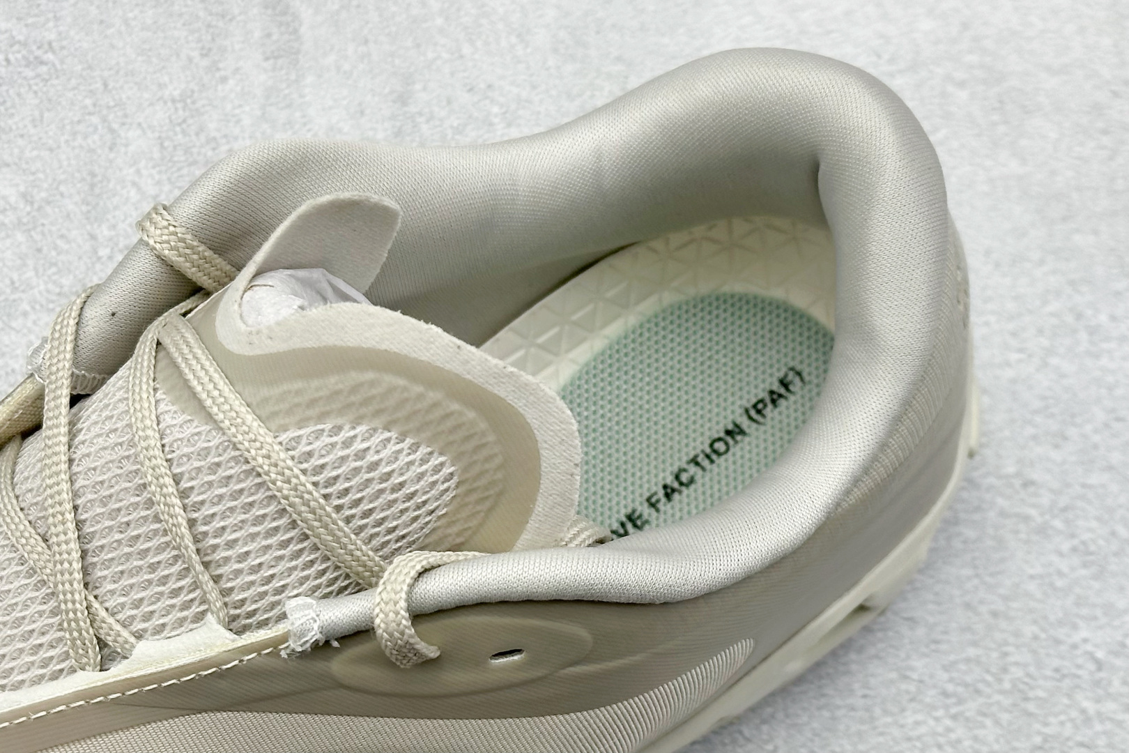 240 PO ARCHIVE FACTION (PAF) x On昂跑 Cloudventure Peak 舒适百搭耐磨 低帮 休闲跑步鞋 3ME3065