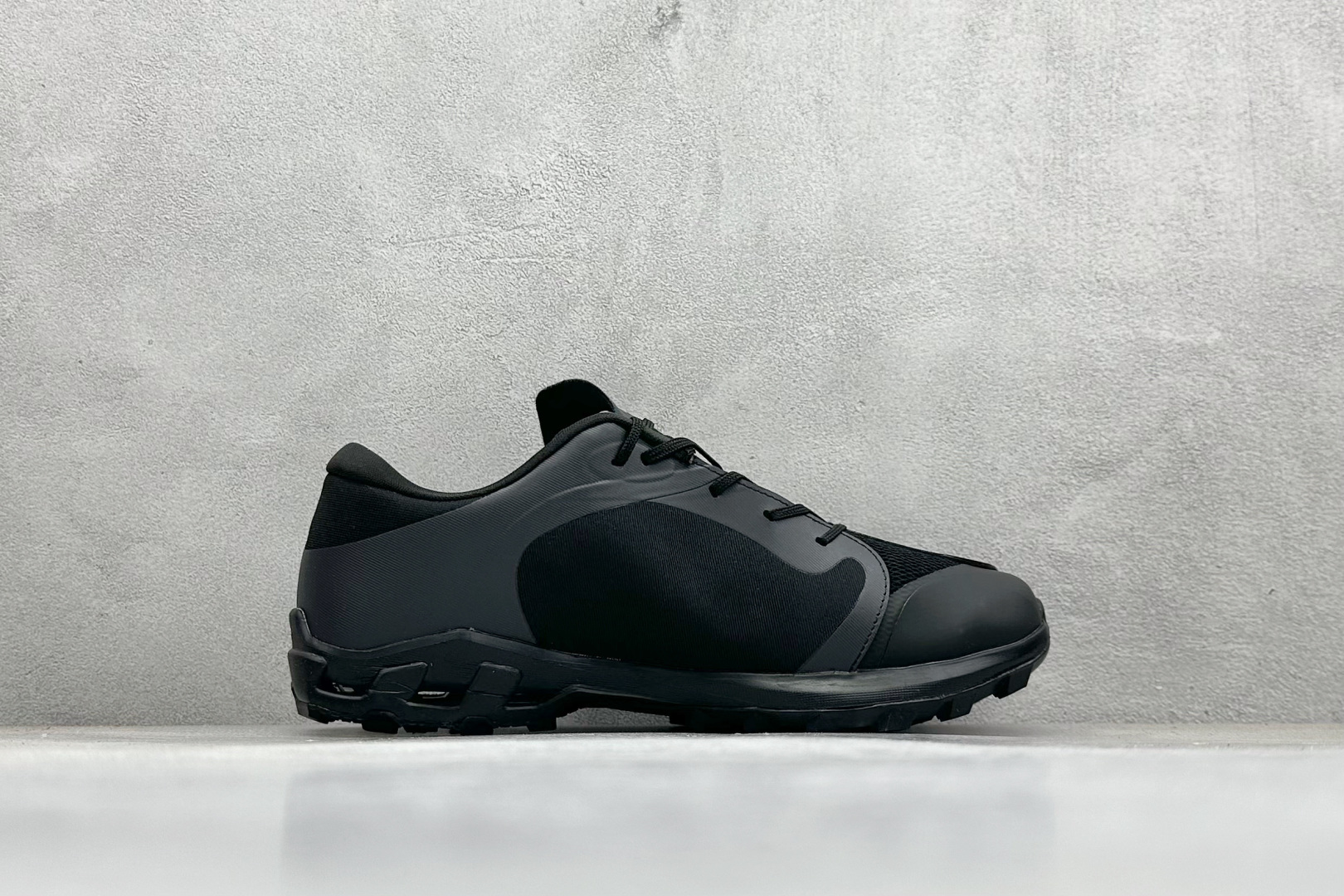 240 PO ARCHIVE FACTION (PAF) x On昂跑 Cloudventure Peak 舒适百搭耐磨 低帮 休闲跑步鞋 3ME30650485