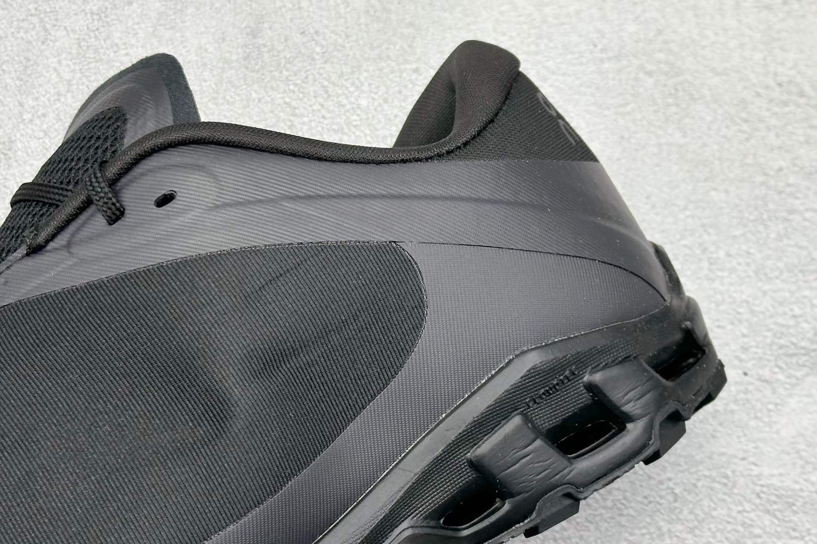 240 PO ARCHIVE FACTION (PAF) x On昂跑 Cloudventure Peak 舒适百搭耐磨 低帮 休闲跑步鞋 3ME30650485