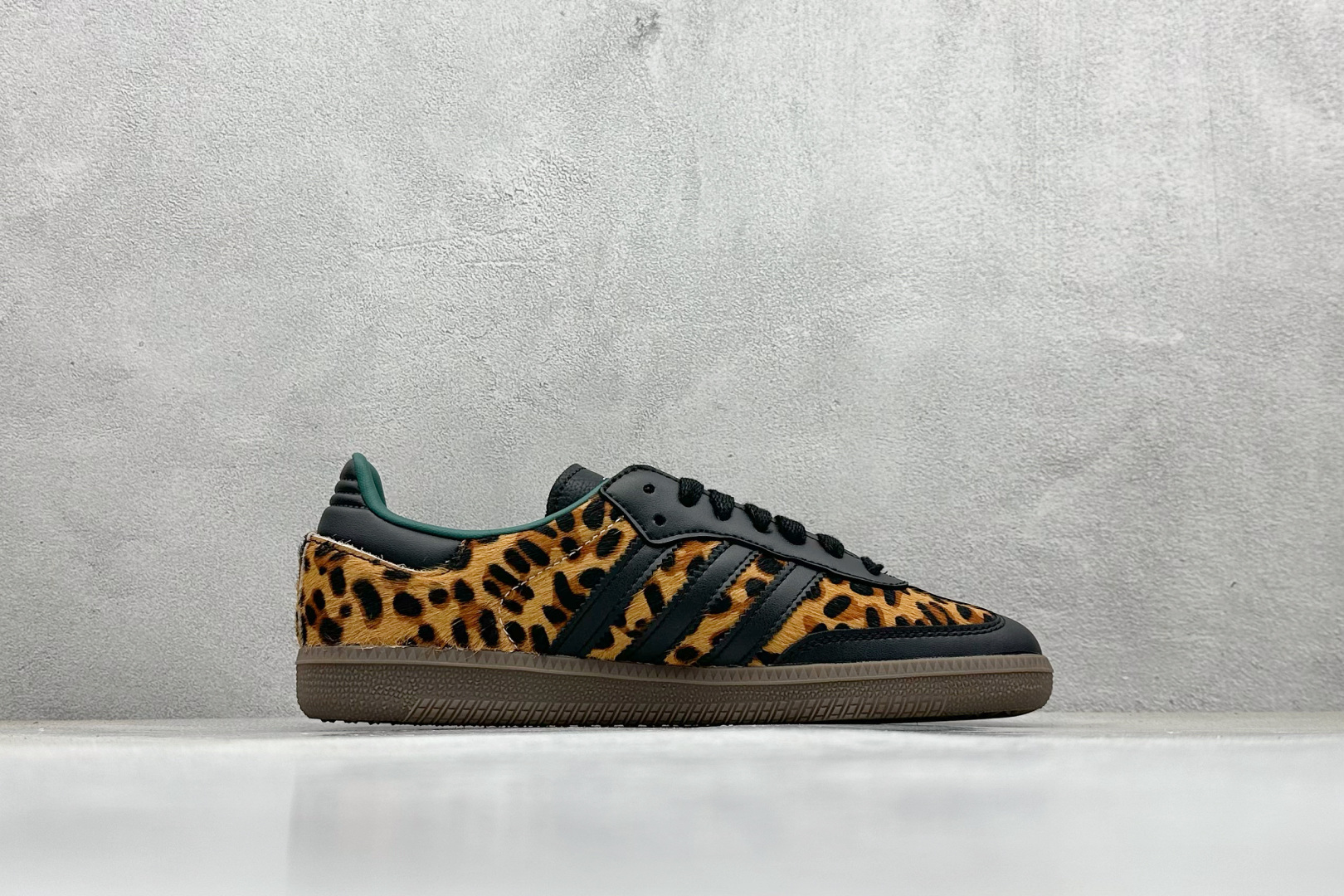 190 Adidas Samba 阿迪三叶草休闲板鞋 JI2735