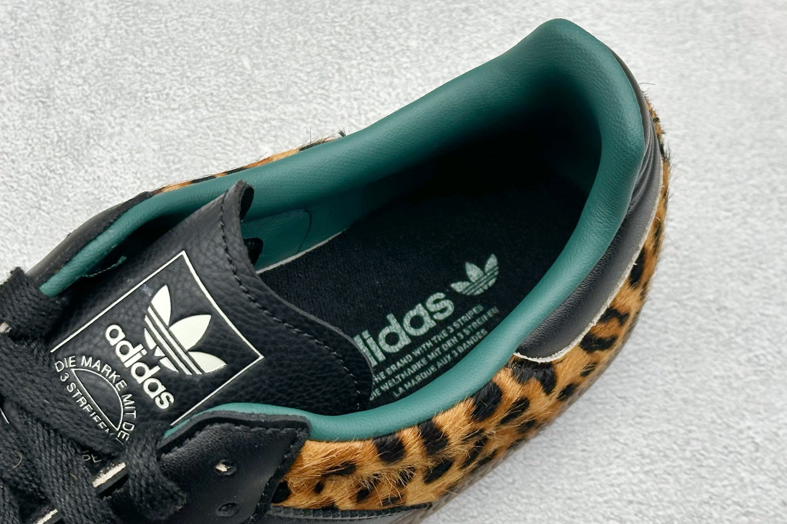 190 Adidas Samba 阿迪三叶草休闲板鞋 JI2735