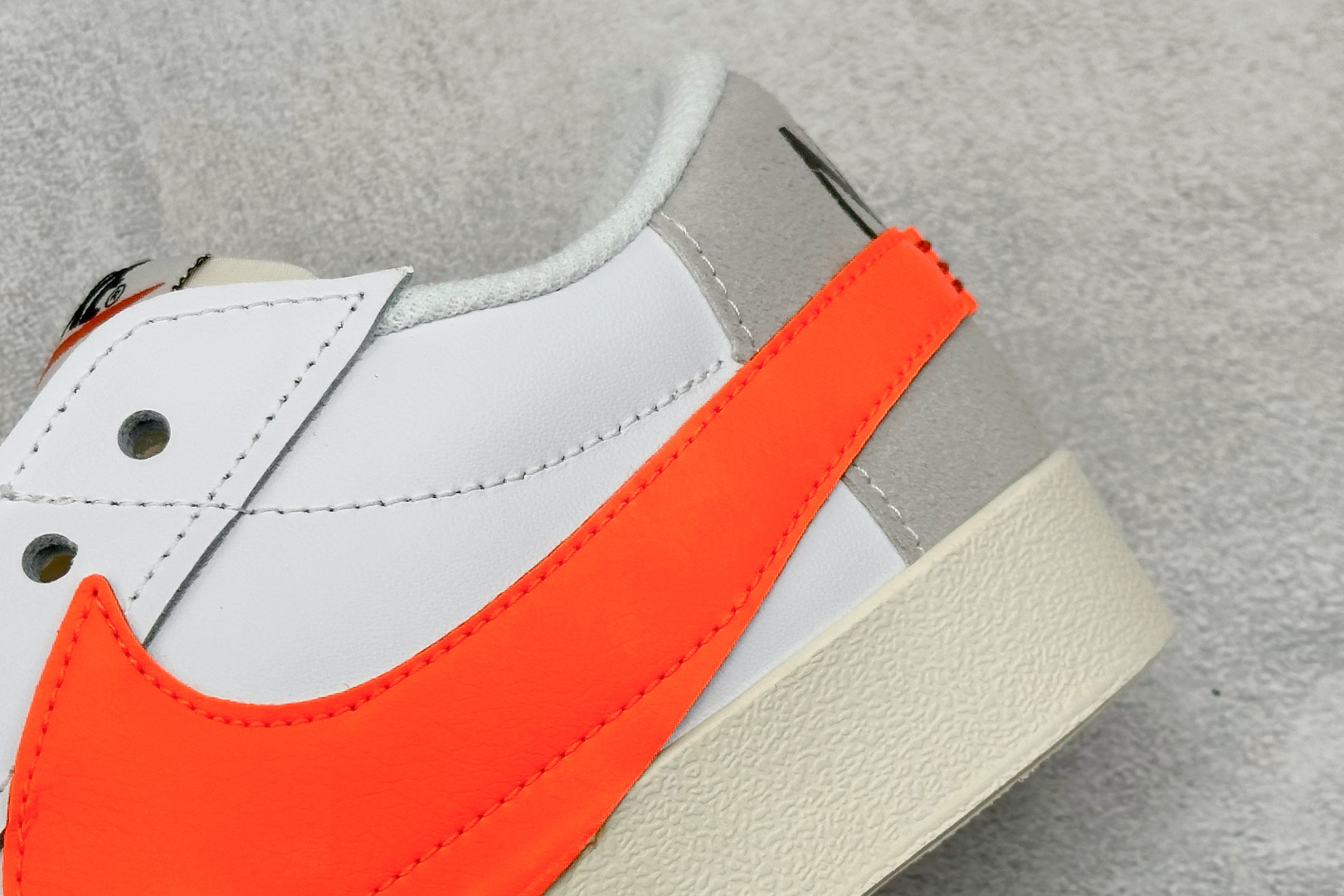 PG版Nike Blazer low 77 JUMBO 开括者大勾低帮休闲板鞋 DN2158-100