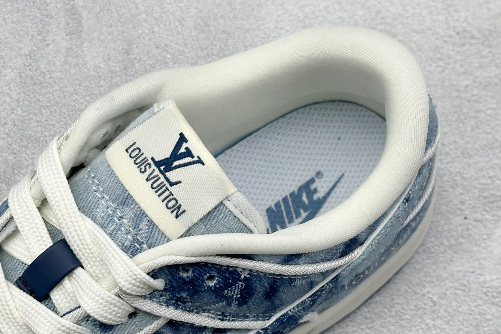 SC版Nike SB Dunk Low LV联名 淡蓝牛仔 周年高端定制 低帮休闲板鞋 SC0601-468