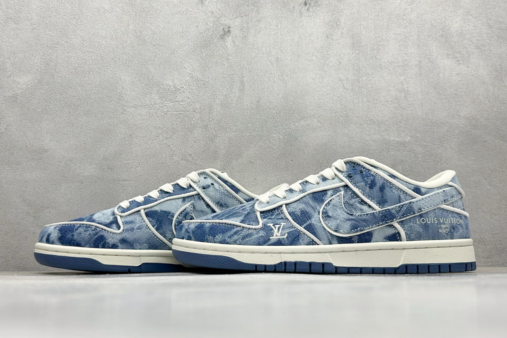 SC版Nike SB Dunk Low LV联名 淡蓝牛仔 周年高端定制 低帮休闲板鞋 SC0601-468