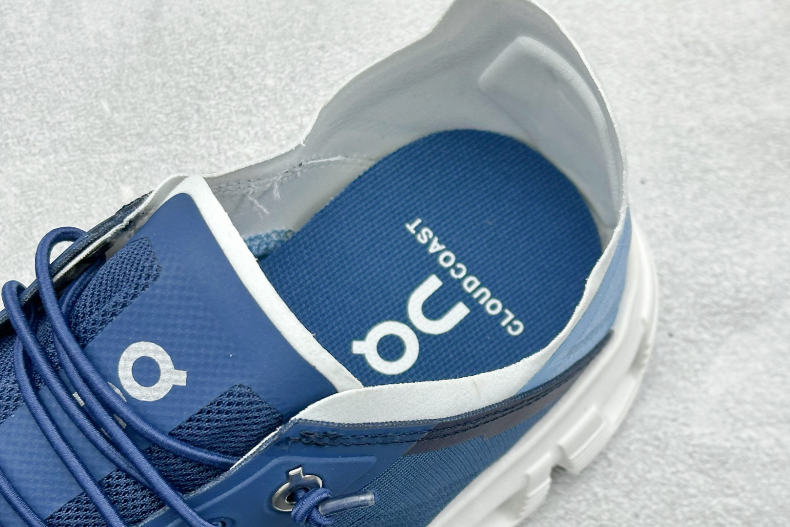 180 YH版ON 昂跑 On Cloud 6 系列 网面透气运动鞋跑步鞋 3MF1003