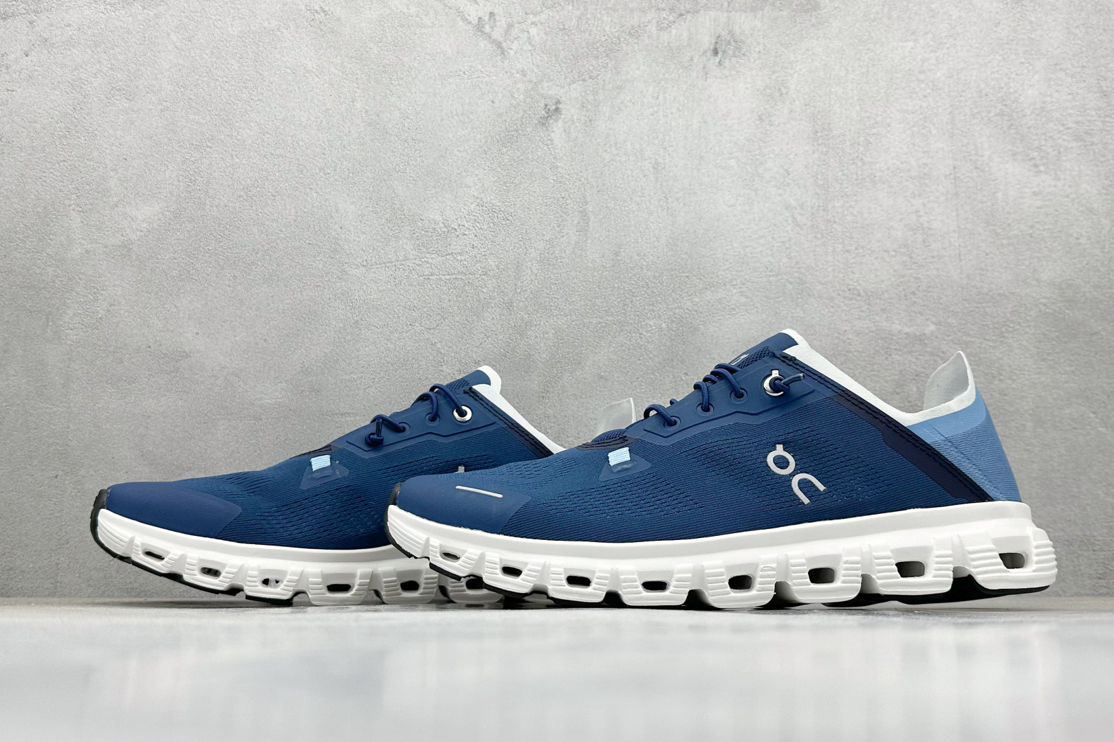 180 YH版ON 昂跑 On Cloud 6 系列 网面透气运动鞋跑步鞋 3MF1003