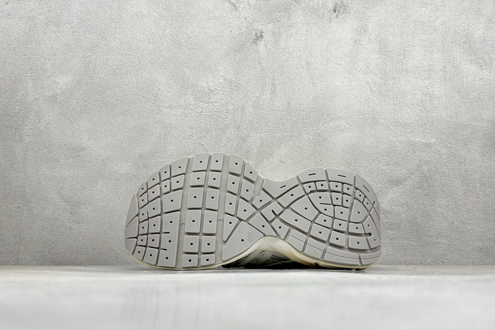 200 GG-CC Chunky Low安哥拉红休闲运动老爹鞋系列