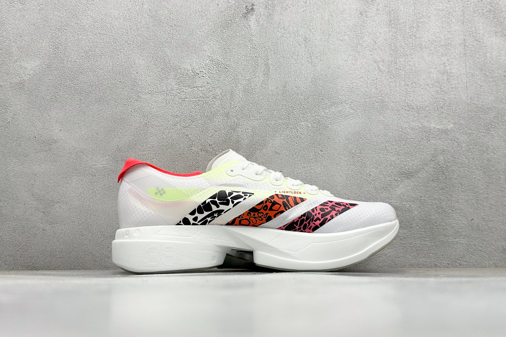 Adidas Y-3 Adios PRO 4M 阿迪超轻透气缓震跑鞋 JR1163-Top High Quatity Cheap Sneakers Fashion Clothing Clothes Bags handbags Shoes of all Brand wholesale With The best Quality And Beautiful Price from China Factory Chinese suppliers wholesaler seller Adidas Y-3 Adios PRO 4M 阿迪超轻透气缓震跑鞋 JR1163