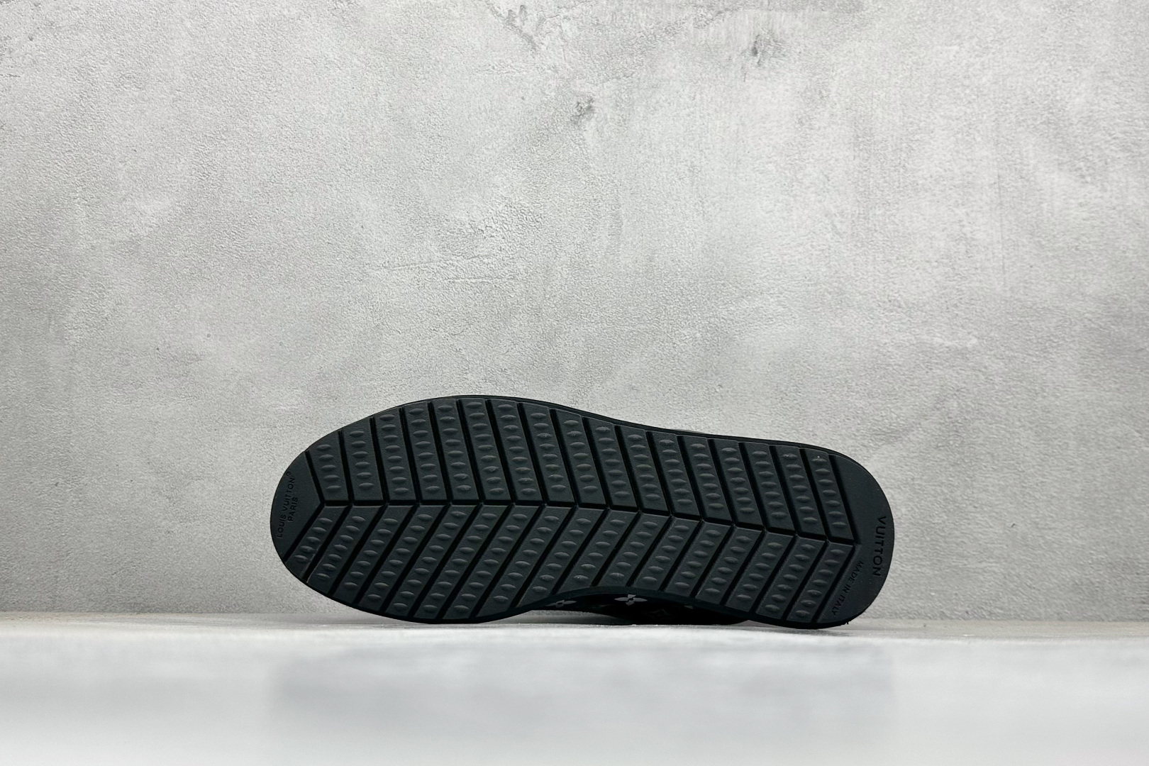 260 Louis Vuitton LV x Nigo联名款 Buttersoft FW25 最新款阿甘休闲运动面包鞋