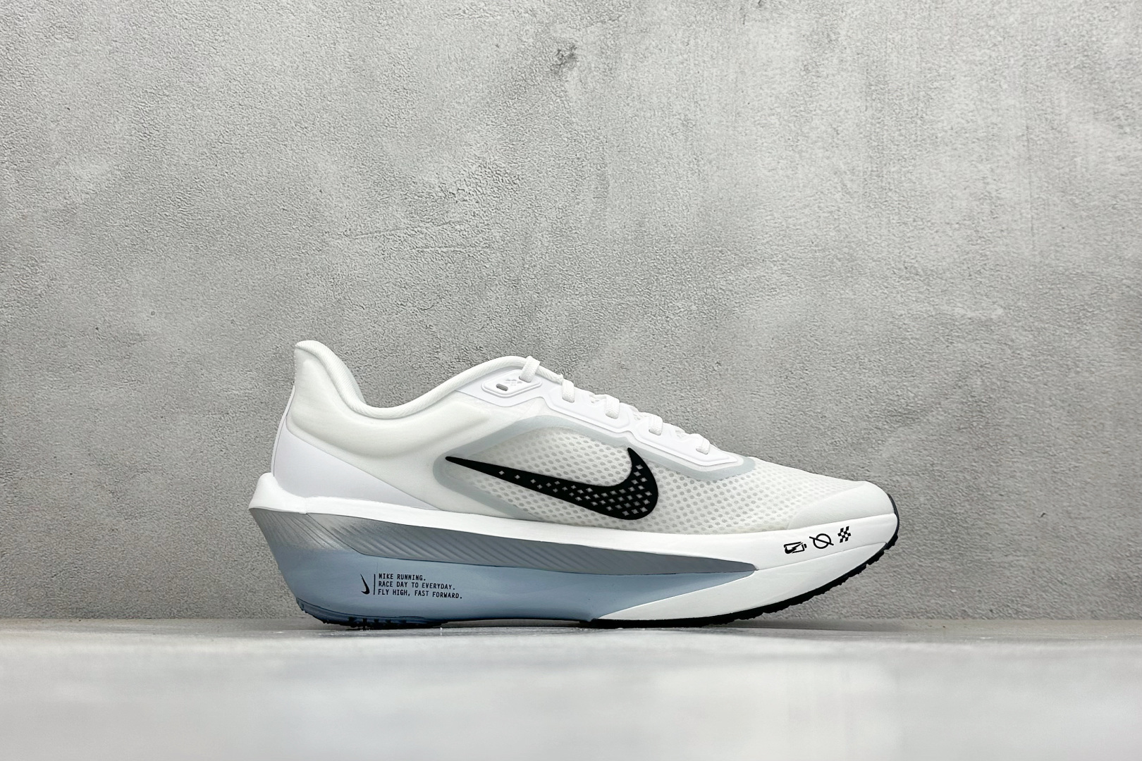 220 Nike Zoom Fly 6 耐克超弹轻盈跑步鞋 FN8454-104