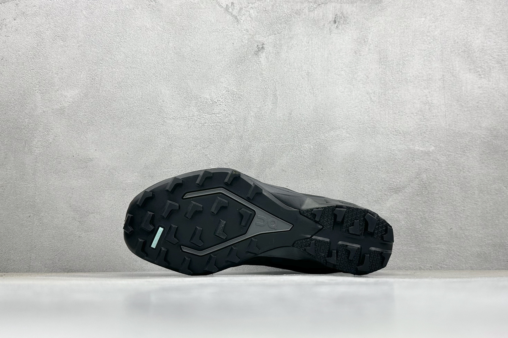 240 GX版PO ARCHIVE FACTION (PAF) x On昂跑 Cloudventure Peak 舒适百搭耐磨 低帮 休闲跑步鞋 3ME3065