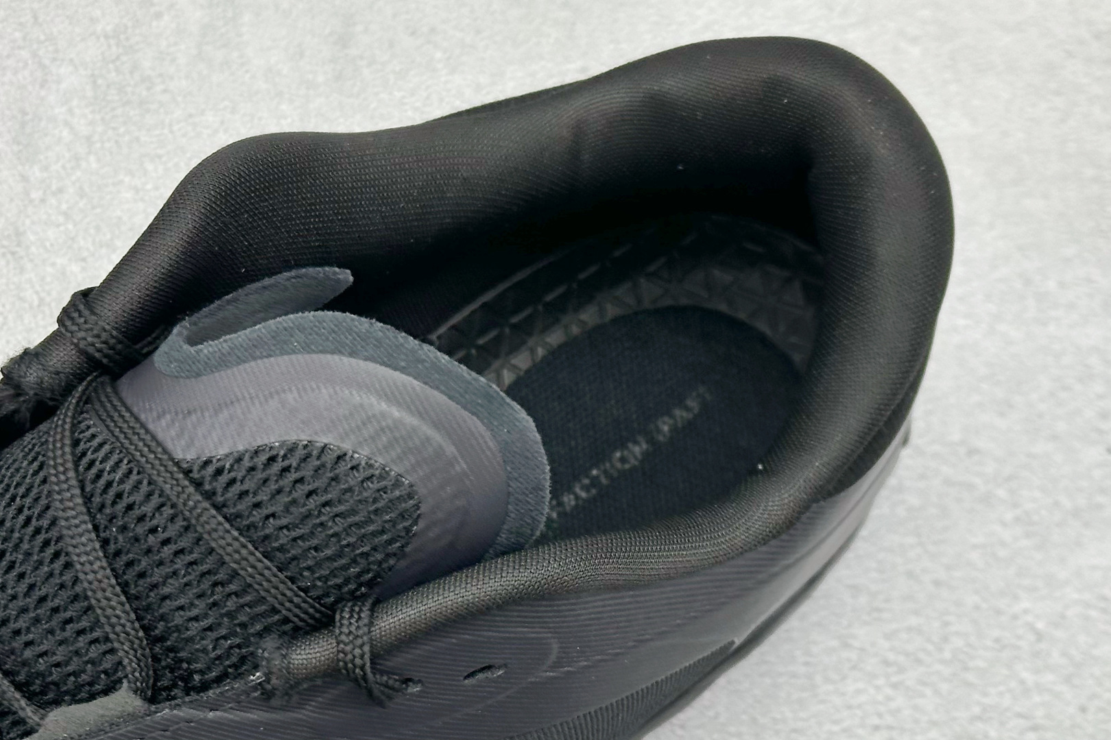 240 GX版PO ARCHIVE FACTION (PAF) x On昂跑 Cloudventure Peak 舒适百搭耐磨 低帮 休闲跑步鞋 3ME3065