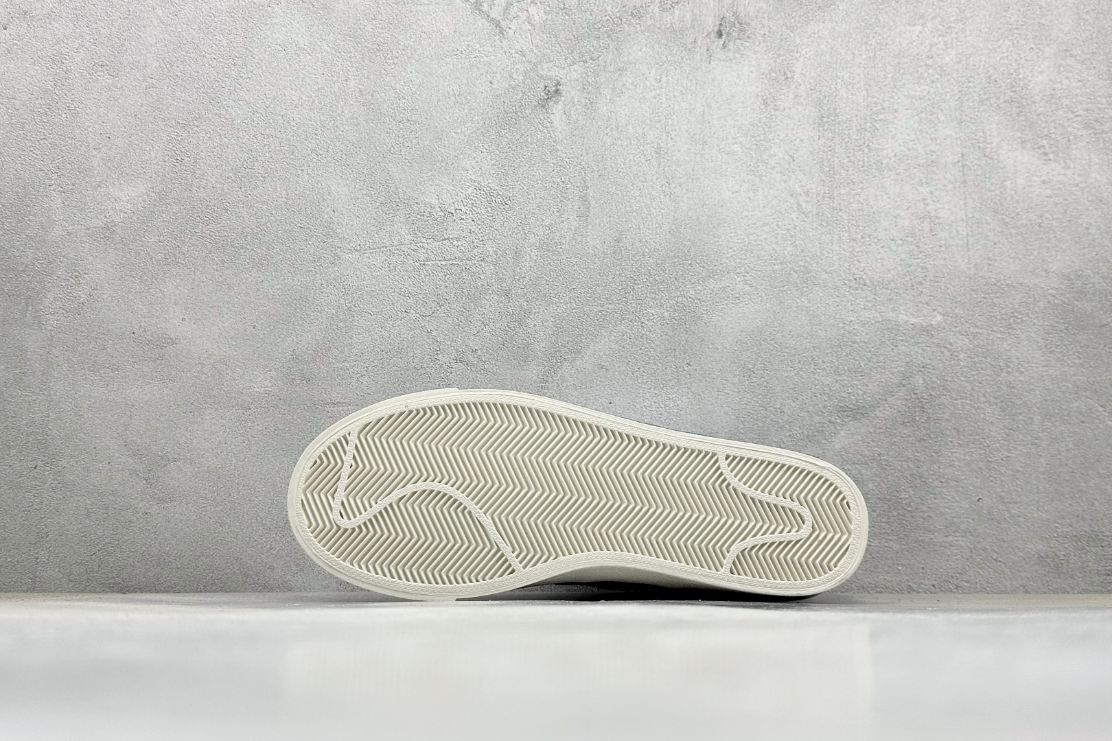 PG版Nike Blazer low 77 JUMBO 开括者大勾低帮休闲板鞋 FJ7741-141