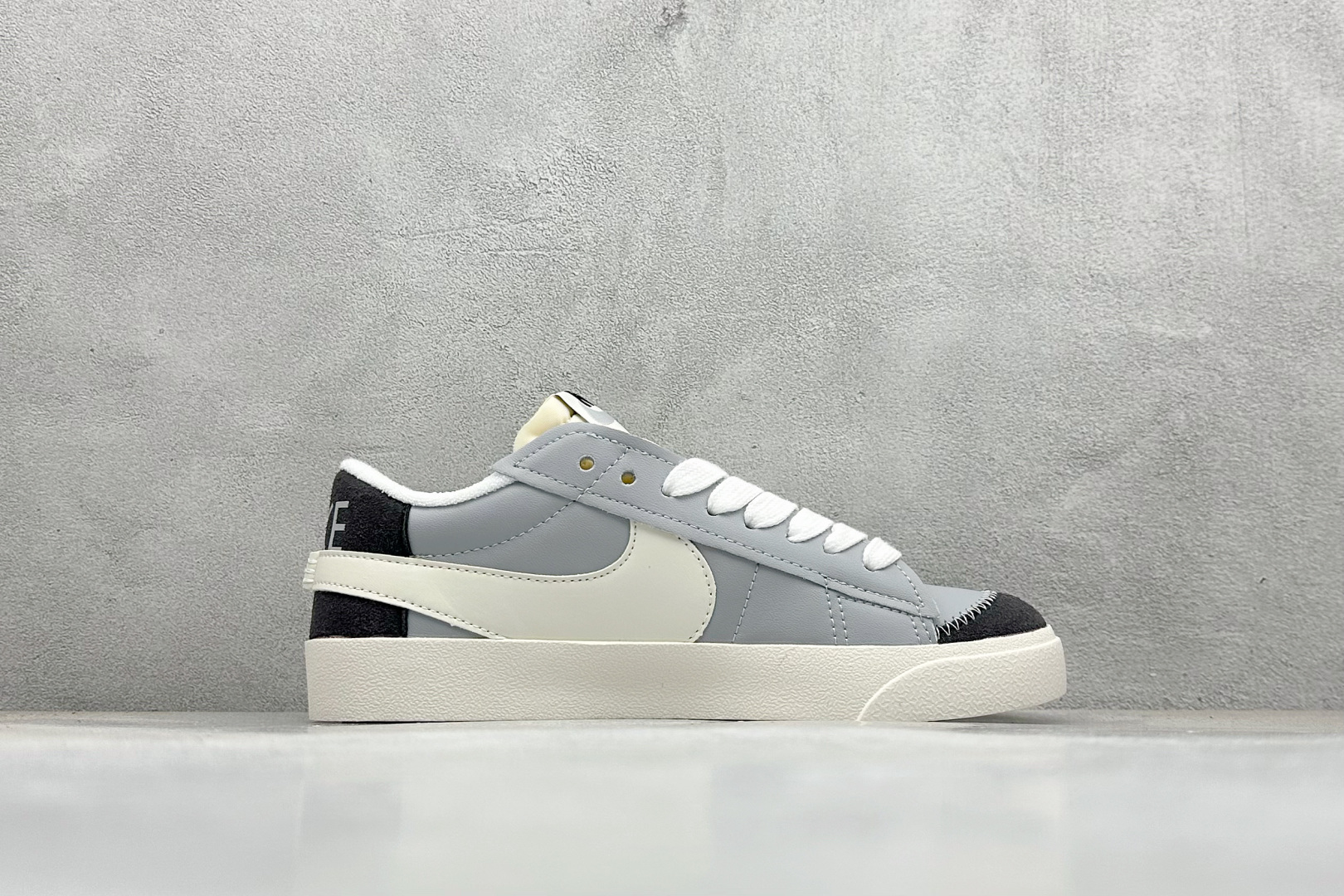 PG版Nike Blazer low 77 JUMBO 开括者大勾低帮休闲板鞋 FJ5467-077