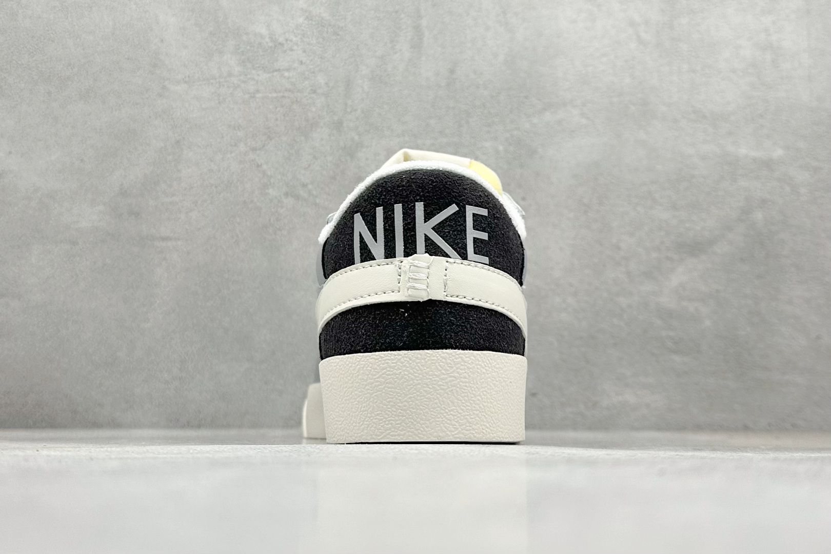 PG版Nike Blazer low 77 JUMBO 开括者大勾低帮休闲板鞋 FJ5467-077