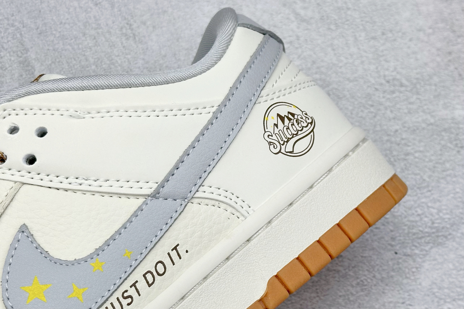 XC版Nike SB Dunk Low x Ju Do It 白灰小勾 LW1818-122