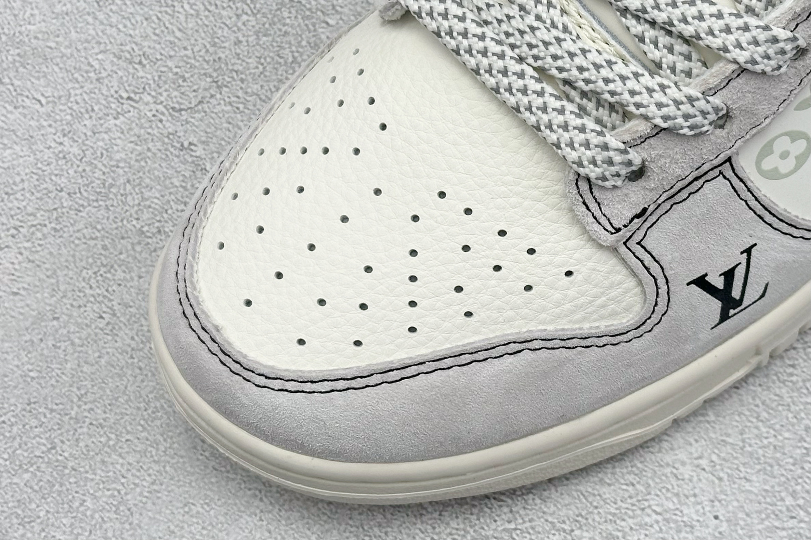 XC版Nike SB Dunk Low LV联名 涂鸦双拼 周年高端定制 低帮休闲板鞋 CX5050-Y01