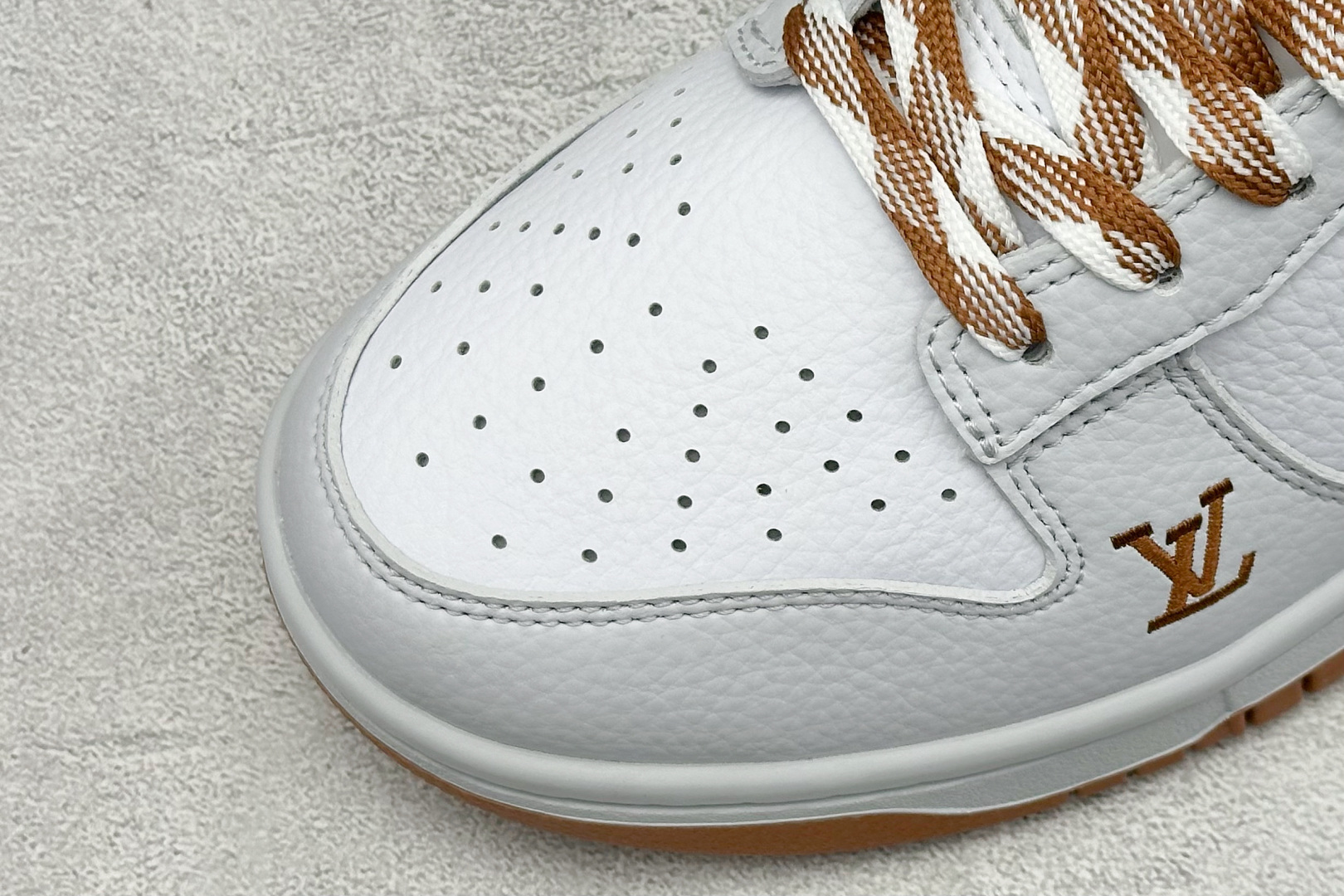 SC版Nike SB Dunk Low LV联名 白灰棕蓝 周年高端定制 低帮休闲板鞋 SC0601-474