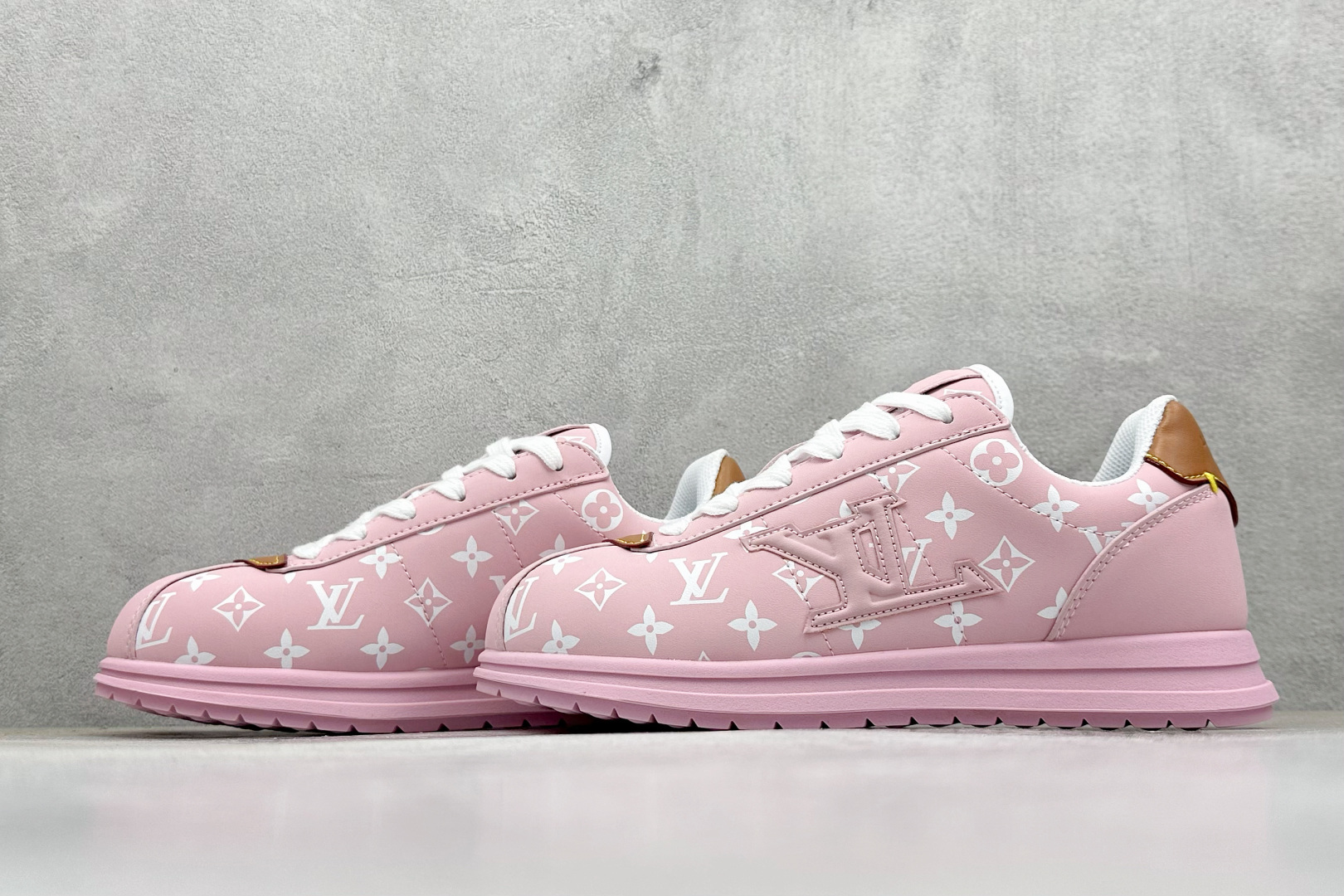 260 Louis Vuitton LV x Nigo联名款 Buttersoft FW25 最新款阿甘休闲运动面包鞋-Chinese UA Cheap High Quatity Brand Clothes Bags handbags Sneakers wholesale wholesaler seller from China Factory suppliers Fashion Clothing Shoes best Quality Beautiful Price 260 Louis Vuitton LV x Nigo联名款 Buttersoft FW25 最新款阿甘休闲运动面包鞋