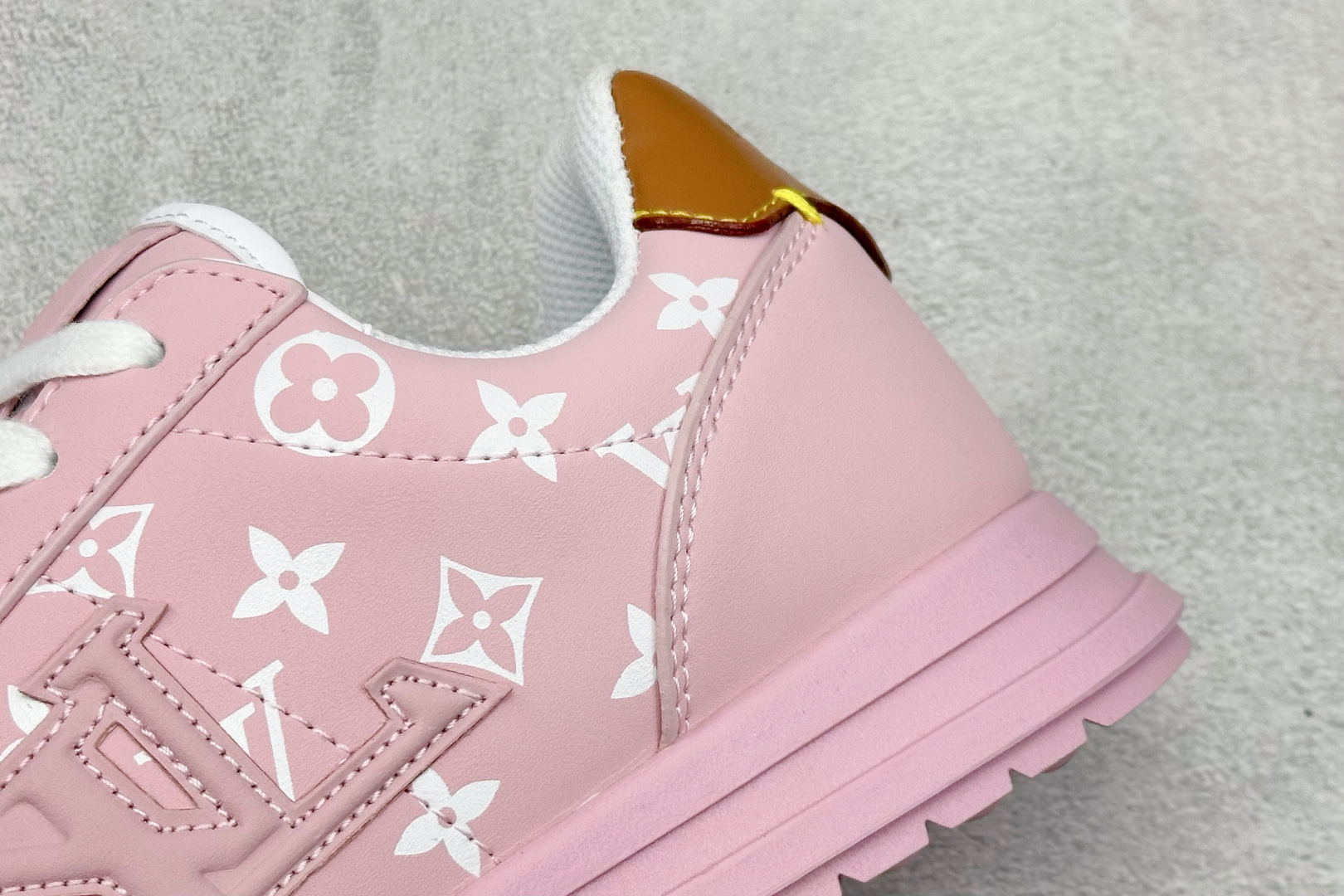 260 Louis Vuitton LV x Nigo联名款 Buttersoft FW25 最新款阿甘休闲运动面包鞋-Chinese UA Cheap High Quatity Brand Clothes Bags handbags Sneakers wholesale wholesaler seller from China Factory suppliers Fashion Clothing Shoes best Quality Beautiful Price 260 Louis Vuitton LV x Nigo联名款 Buttersoft FW25 最新款阿甘休闲运动面包鞋