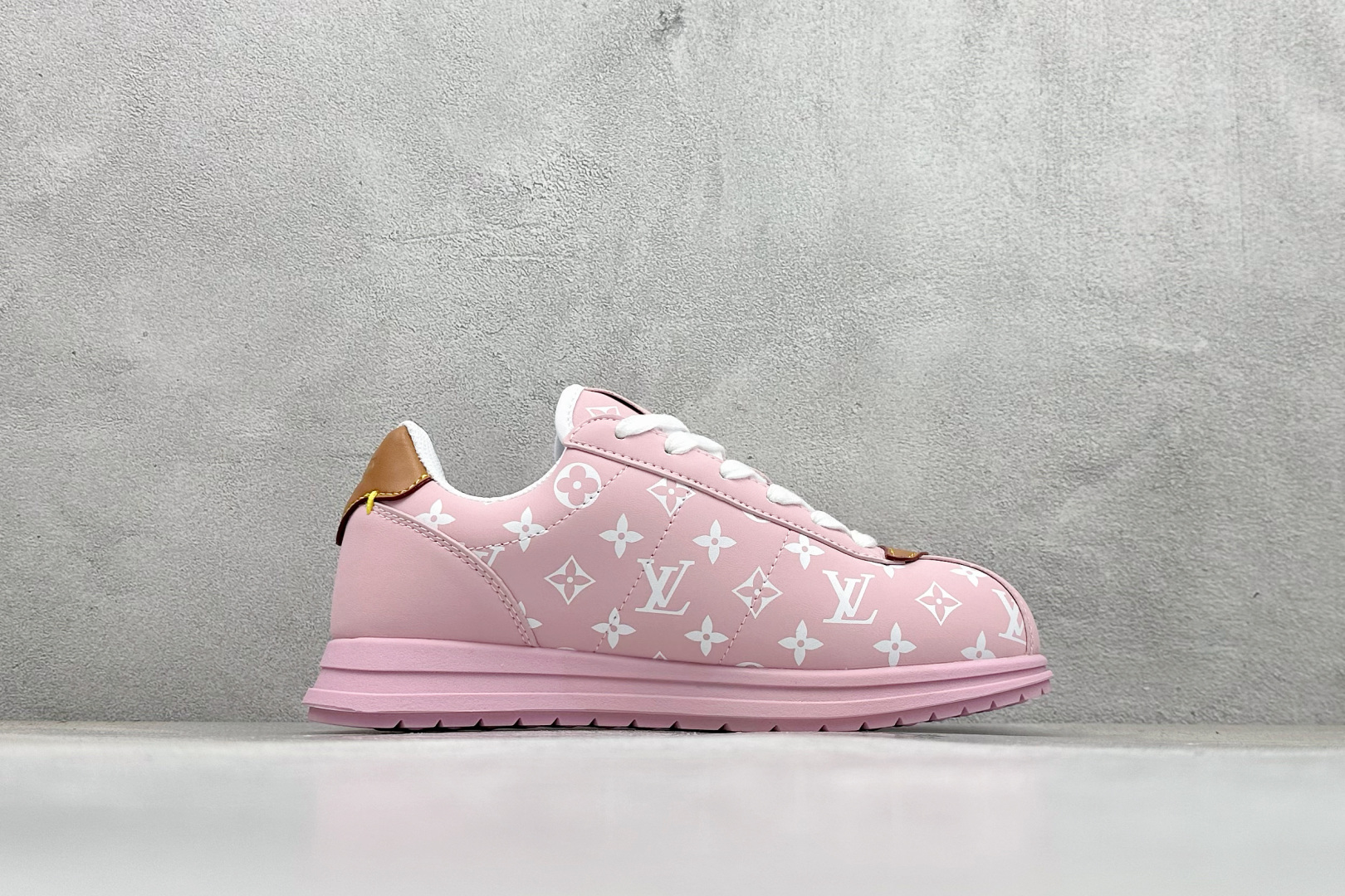 260 Louis Vuitton LV x Nigo联名款 Buttersoft FW25 最新款阿甘休闲运动面包鞋-Chinese UA Cheap High Quatity Brand Clothes Bags handbags Sneakers wholesale wholesaler seller from China Factory suppliers Fashion Clothing Shoes best Quality Beautiful Price 260 Louis Vuitton LV x Nigo联名款 Buttersoft FW25 最新款阿甘休闲运动面包鞋