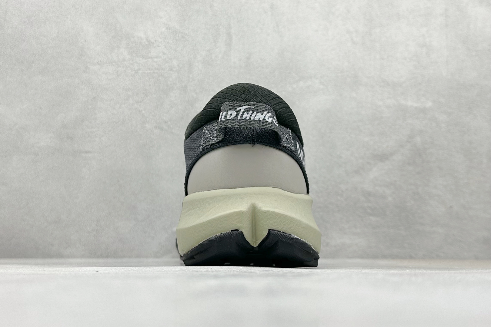 200 Merrell Agility Peak 4 X WILDTHINGS 迈乐 蜂鸟 减震防滑透气徒步越野户外功能登山鞋