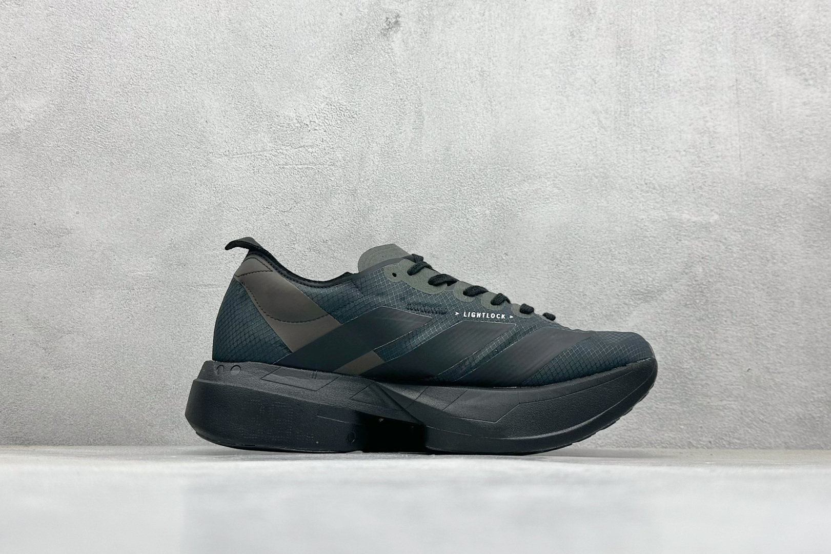 Adidas Y-3 Adios PRO 4M 阿迪超轻透气缓震跑鞋 JR6655-Top High Quatity Cheap Sneakers Fashion Clothing Clothes Bags handbags Shoes of all Brand wholesale With The best Quality And Beautiful Price from China Factory Chinese suppliers wholesaler seller Adidas Y-3 Adios PRO 4M 阿迪超轻透气缓震跑鞋 JR6655