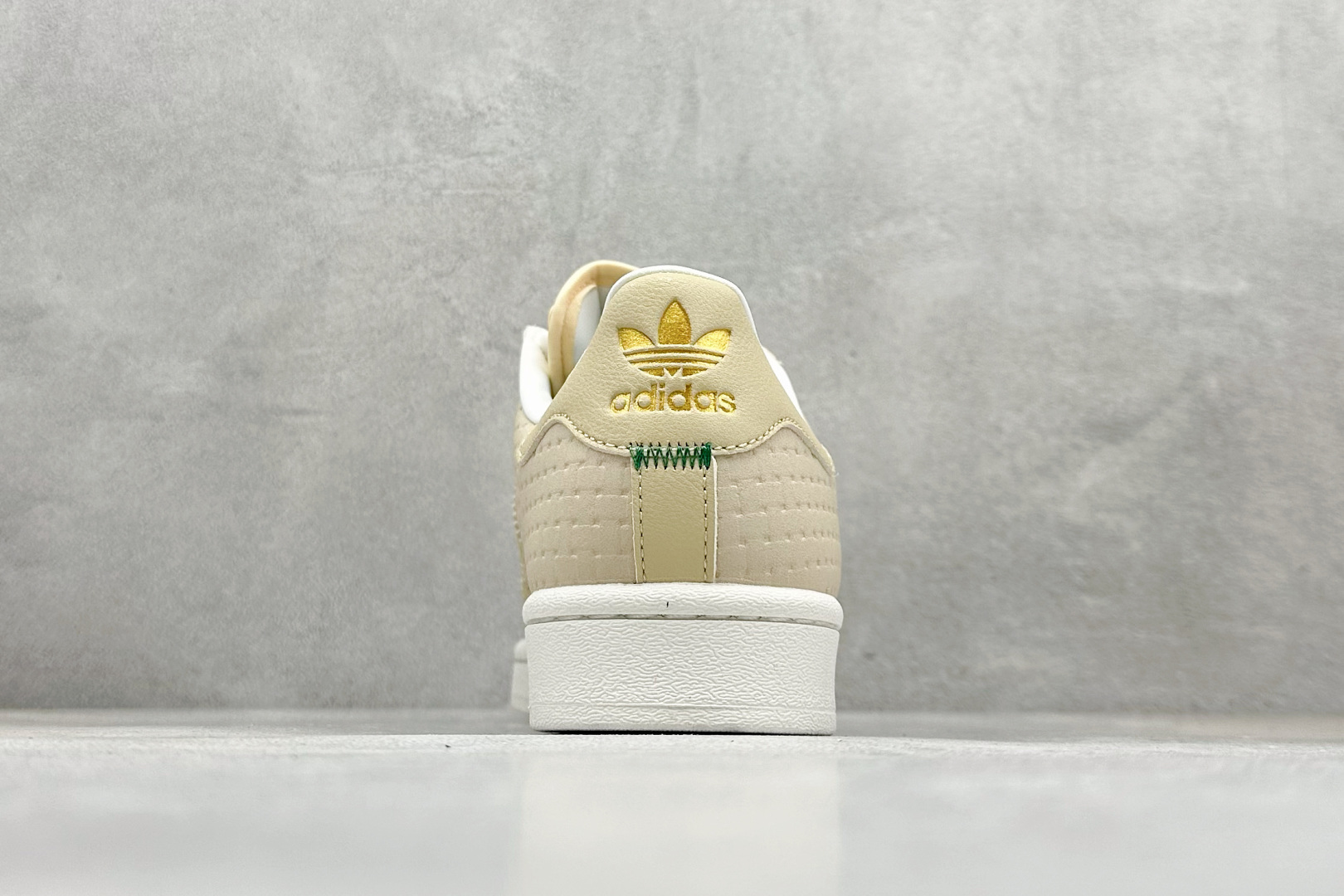 Adidas Originals Superstar 贝壳头 JS2593-High Quatity Cheap Brand wholesale wholesaler seller Clothes Bags handbags Sneakers Top Fashion Clothing Shoes from China Factory Chinese suppliers best Quality Beautiful Price Adidas Originals Superstar 贝壳头 JS2593