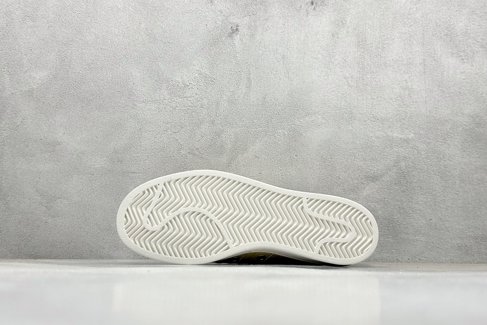 Adidas Originals Superstar 贝壳头 JS2593-High Quatity Cheap Brand wholesale wholesaler seller Clothes Bags handbags Sneakers Top Fashion Clothing Shoes from China Factory Chinese suppliers best Quality Beautiful Price Adidas Originals Superstar 贝壳头 JS2593