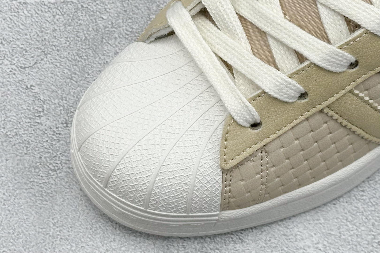 Adidas Originals Superstar 贝壳头 JS2593-High Quatity Cheap Brand wholesale wholesaler seller Clothes Bags handbags Sneakers Top Fashion Clothing Shoes from China Factory Chinese suppliers best Quality Beautiful Price Adidas Originals Superstar 贝壳头 JS2593