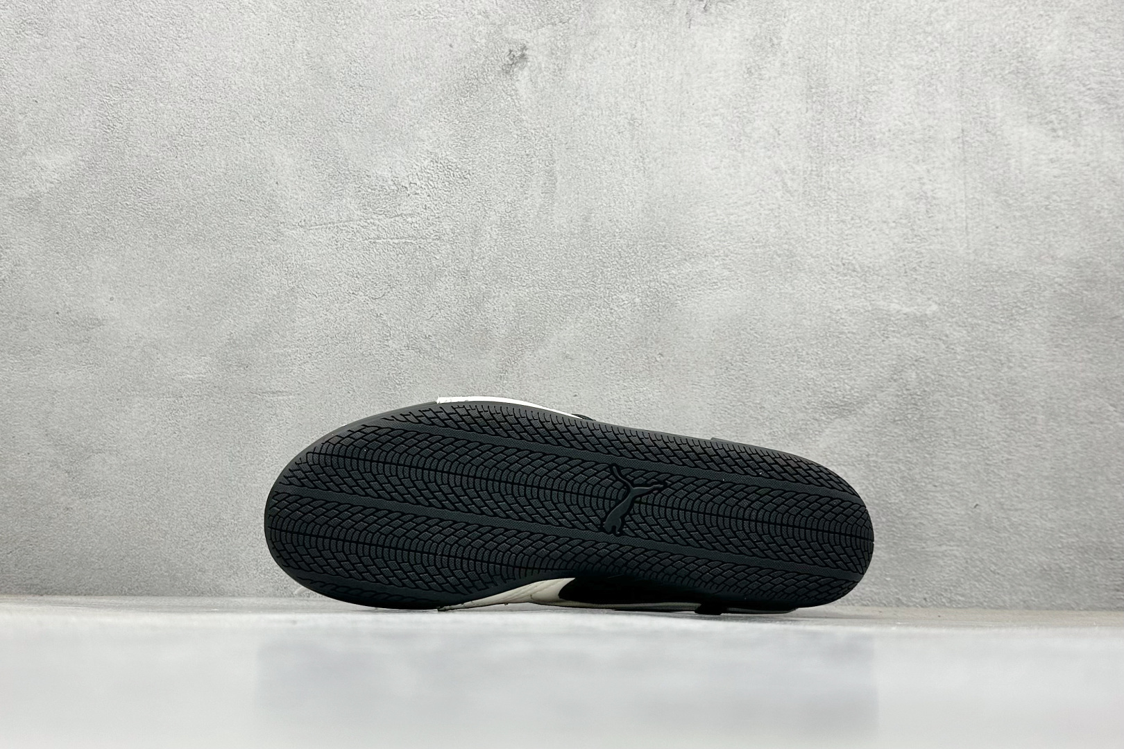 头层Rose x PUMA彪马 Speedcat 系列 联名款 赛车 德训双鞋带 绑带休闲运动低帮板鞋 404391-01