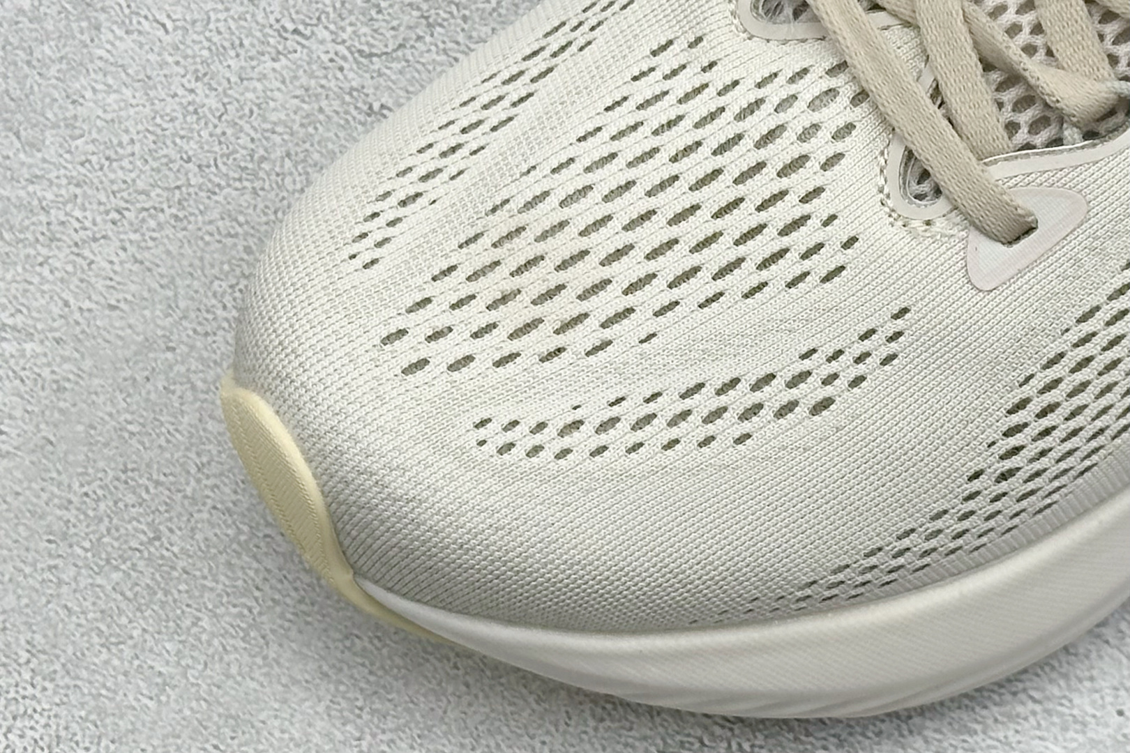 190 Z版Brooks 布鲁克斯 Glycerin 22 超弹轻盈跑步鞋 110445 1D 252