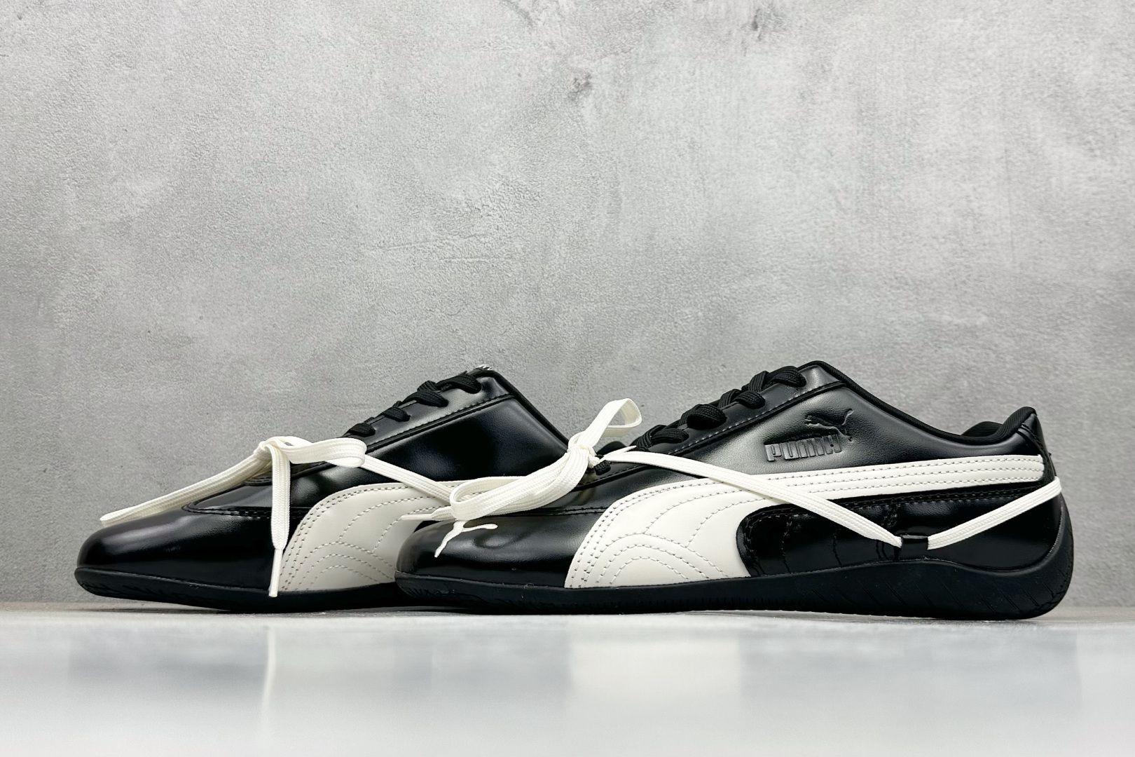 TG版Rose x PUMA彪马 Speedcat 系列 联名款 赛车 德训双鞋带 绑带休闲运动低帮板鞋 404390-01