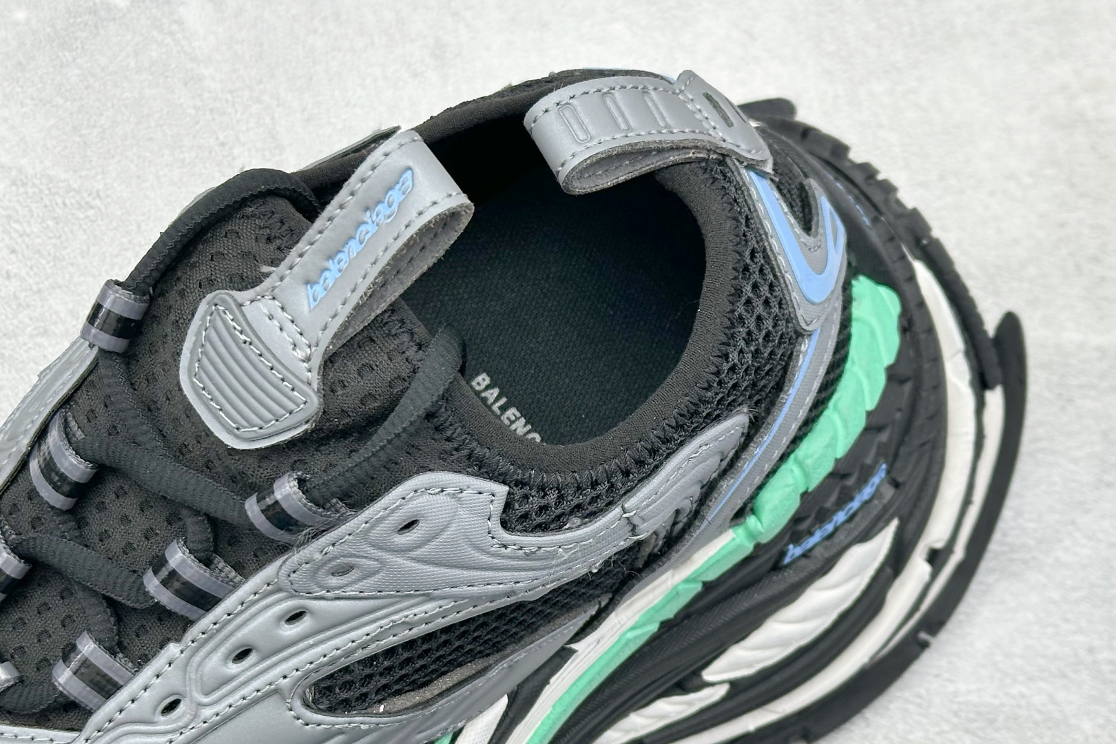 400 OK巴黎Balenciaga 6XL 纯原版本强势出货 重工打造 所有配件均通过定做出产正品裁片 正确字体电绣 粗细 位置 大小正确 侧边TPU 透气孔匹配意产原版-Chinese UA Cheap High Quatity Brand Clothes Bags handbags Sneakers wholesale wholesaler seller from China Factory suppliers Fashion Clothing Shoes best Quality Beautiful Price 400 OK巴黎Balenciaga 6XL 纯原版本强势出货 重工打造 所有配件均通过定做出产正品裁片 正确字体电绣 粗细 位置 大小正确 侧边TPU 透气孔匹配意产原版