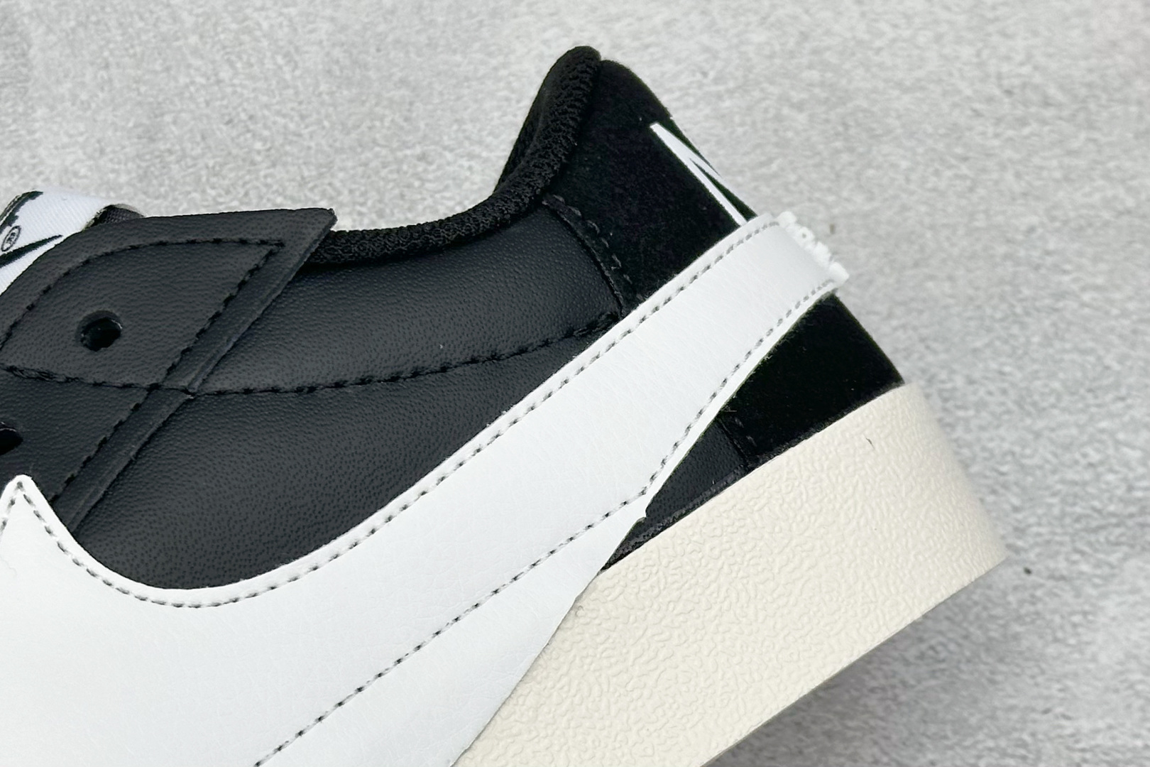 PG版Nike Blazer low 77 JUMBO 开括者大勾低帮休闲板鞋 FD9858-001