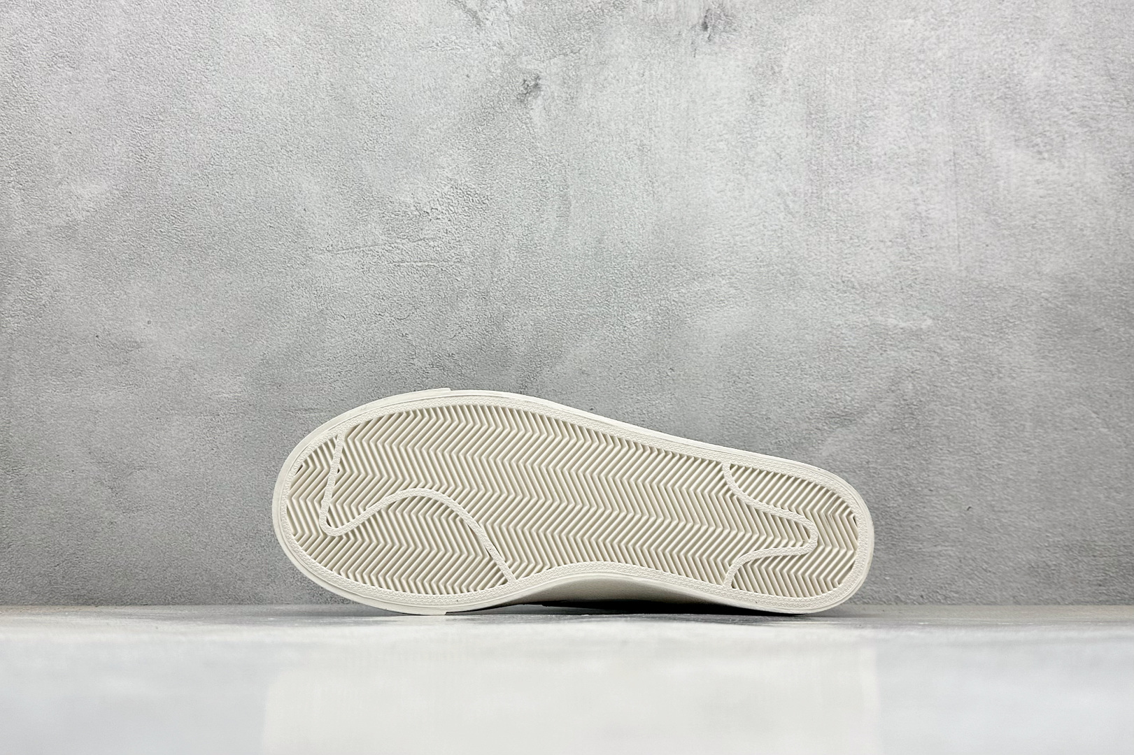 PG版Nike Blazer low 77 JUMBO 开括者大勾低帮休闲板鞋 FD9858-001