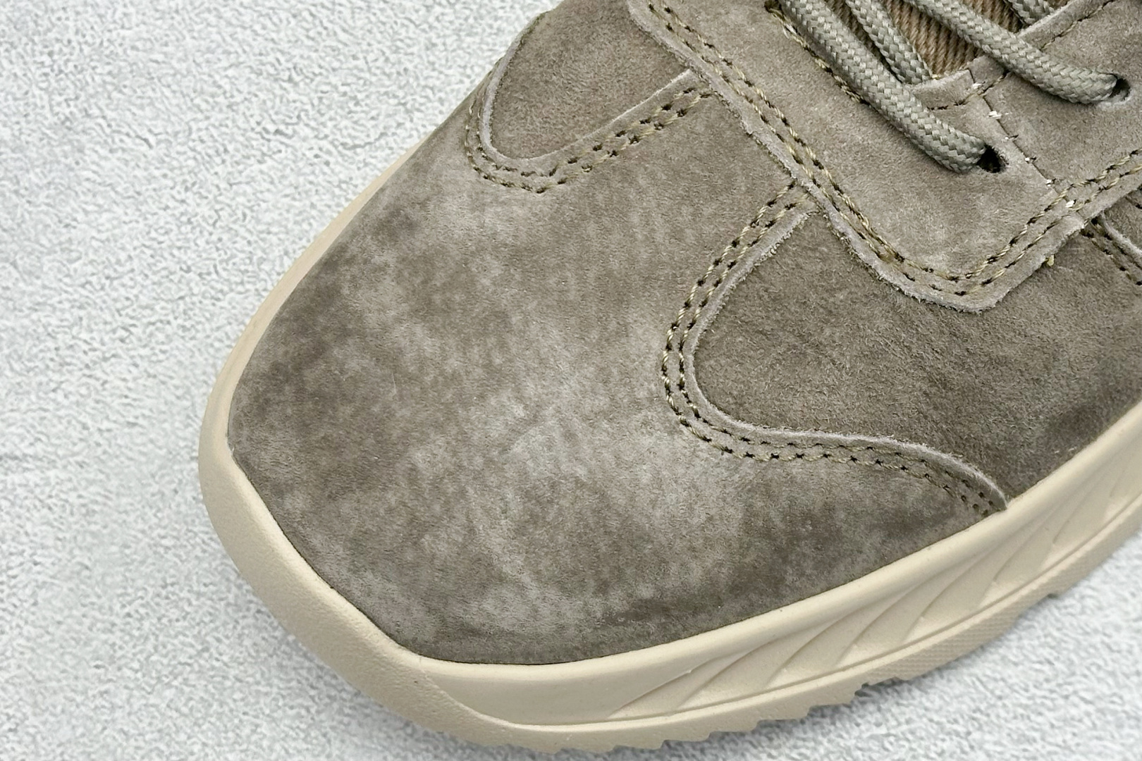 220 CAT/卡特 硬汉土机品牌 Tramp Hike Low 户外休闲低帮男鞋-Chinese UA Cheap High Quatity Brand Clothes Bags handbags Sneakers wholesale wholesaler seller from China Factory suppliers Fashion Clothing Shoes best Quality Beautiful Price 220 CAT/卡特 硬汉土机品牌 Tramp Hike Low 户外休闲低帮男鞋