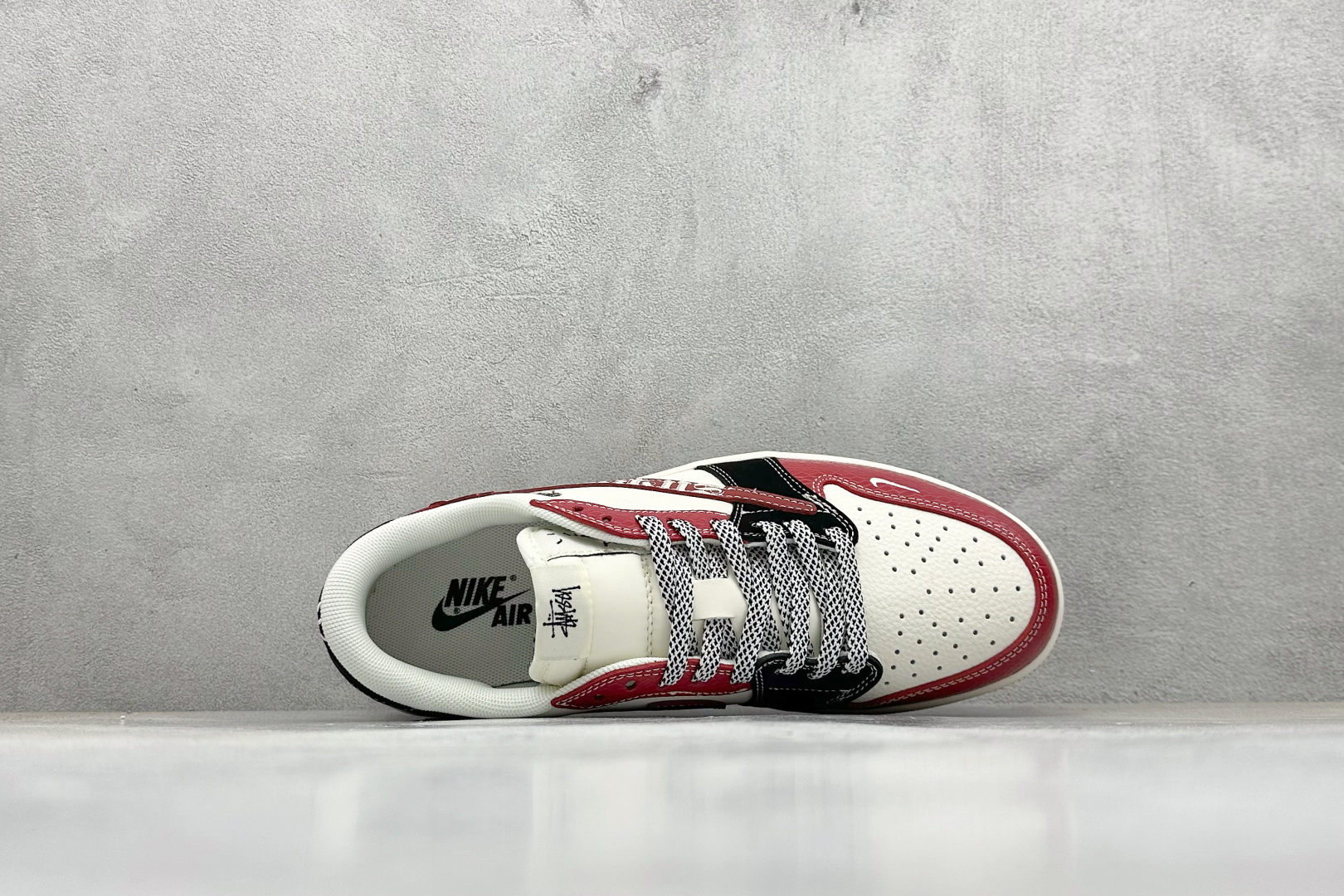 Travis Scott x Nike Air Jordan 1 Low x Stussy Air Jordan 1 Low 反转红白黑小勾满天星倒钩 HS8068-060