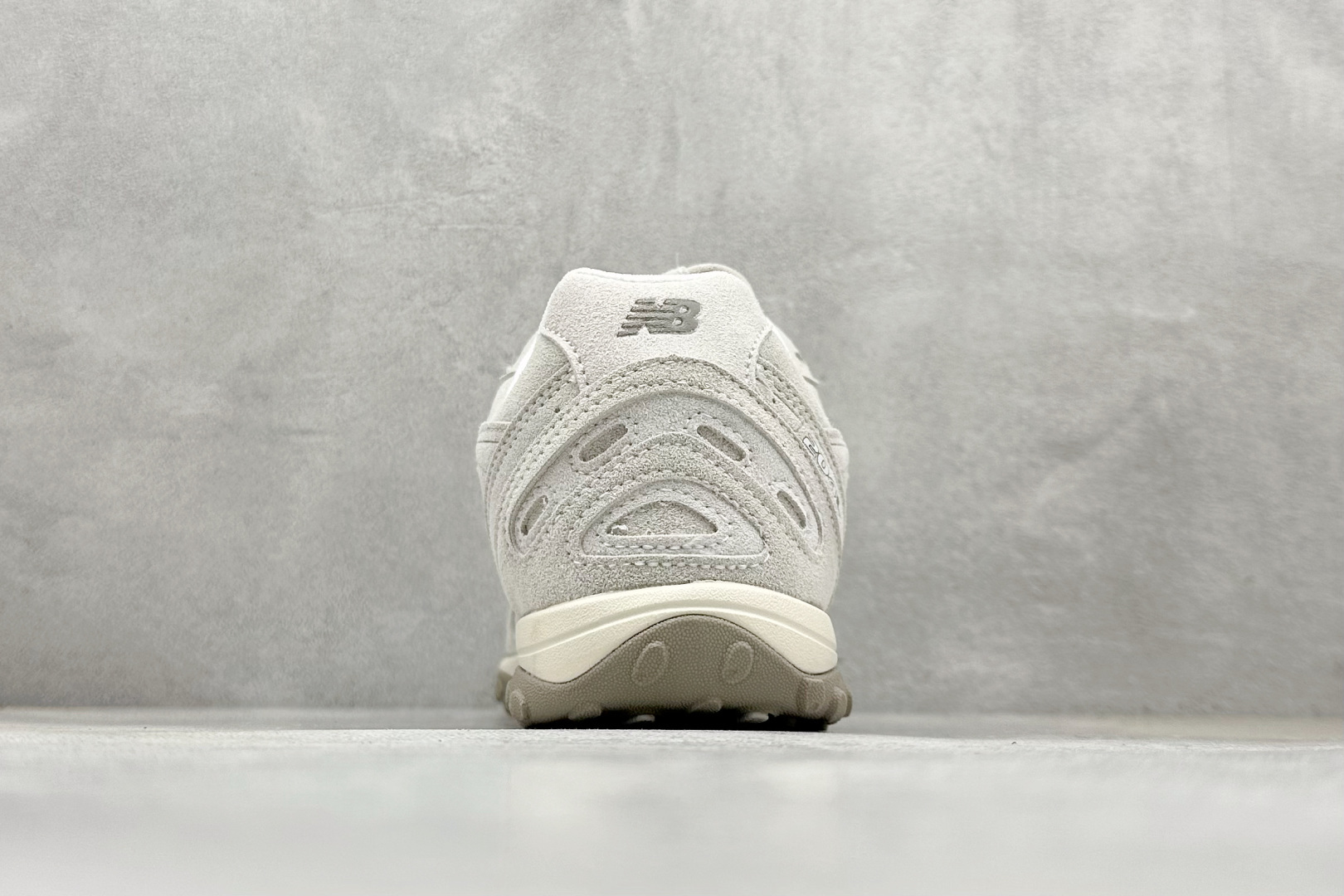 220 New Balance 204L 新百伦复古休闲运动百搭老爹跑步鞋 U204LMMC