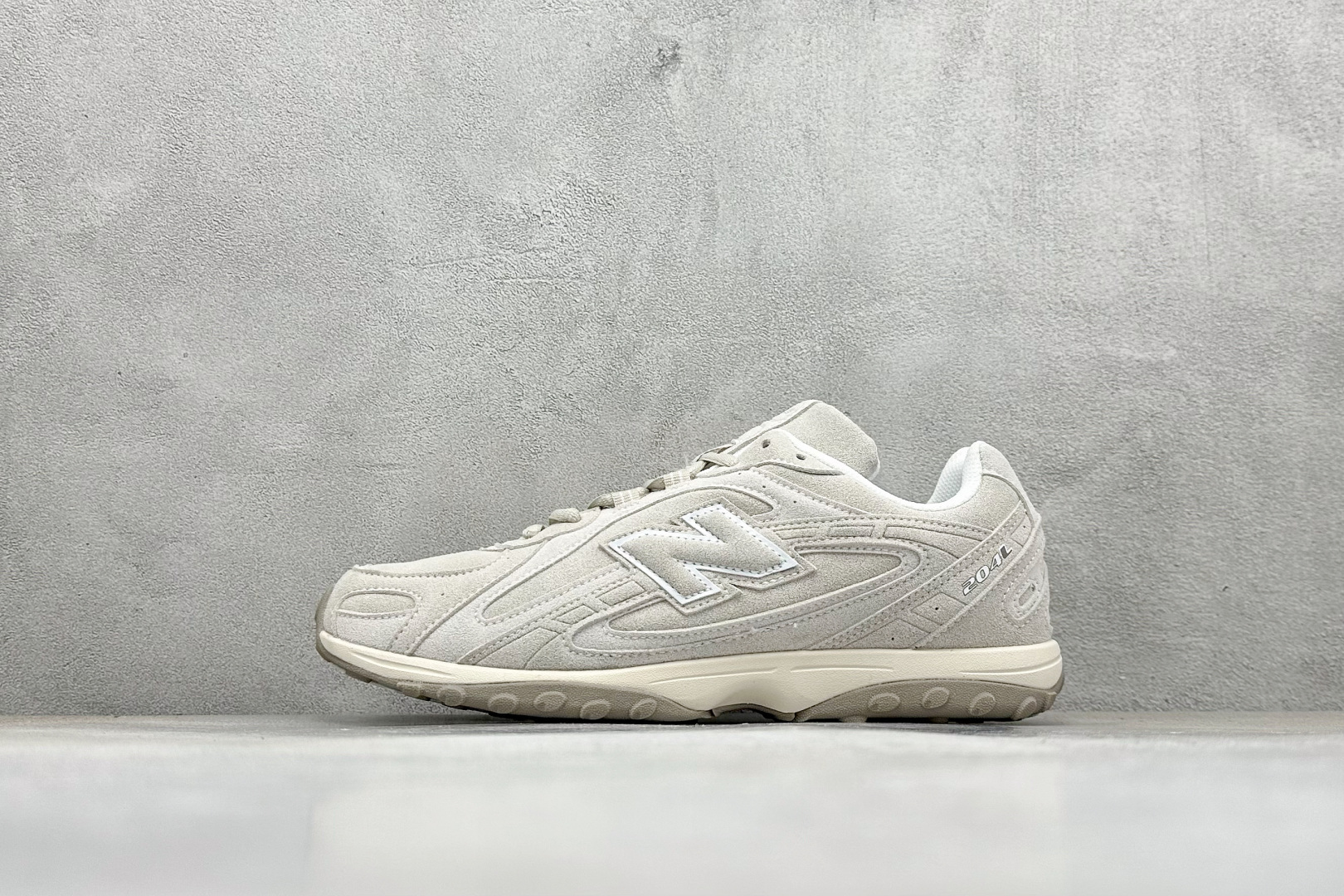 220 New Balance 204L 新百伦复古休闲运动百搭老爹跑步鞋 U204LMMC